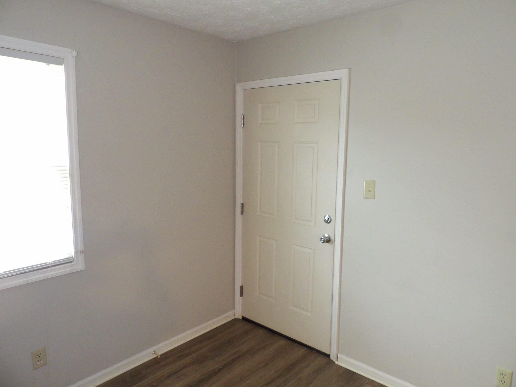 204 Landings Drive C Property Photo 8