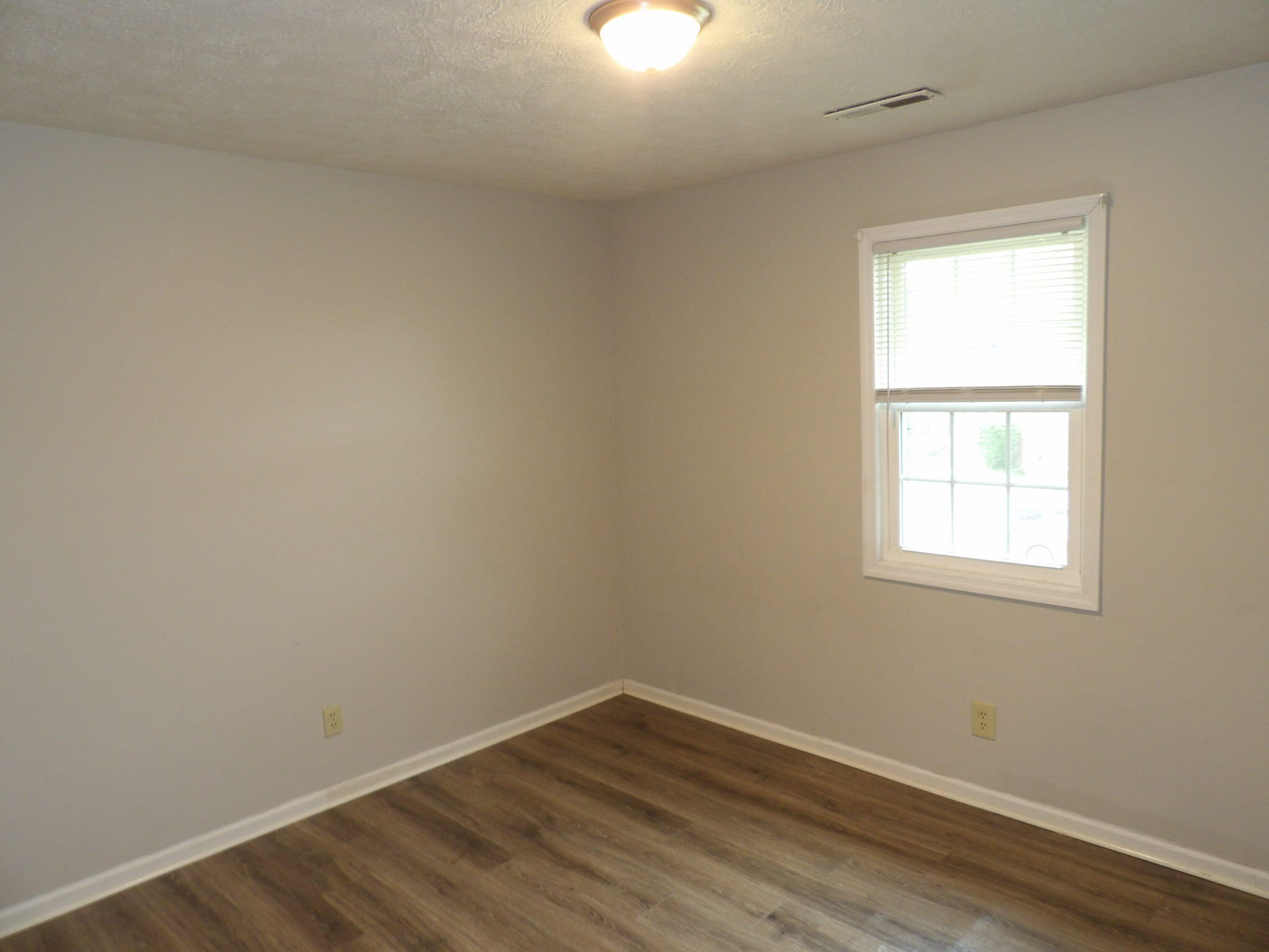 204 Landings Drive C Property Photo 14