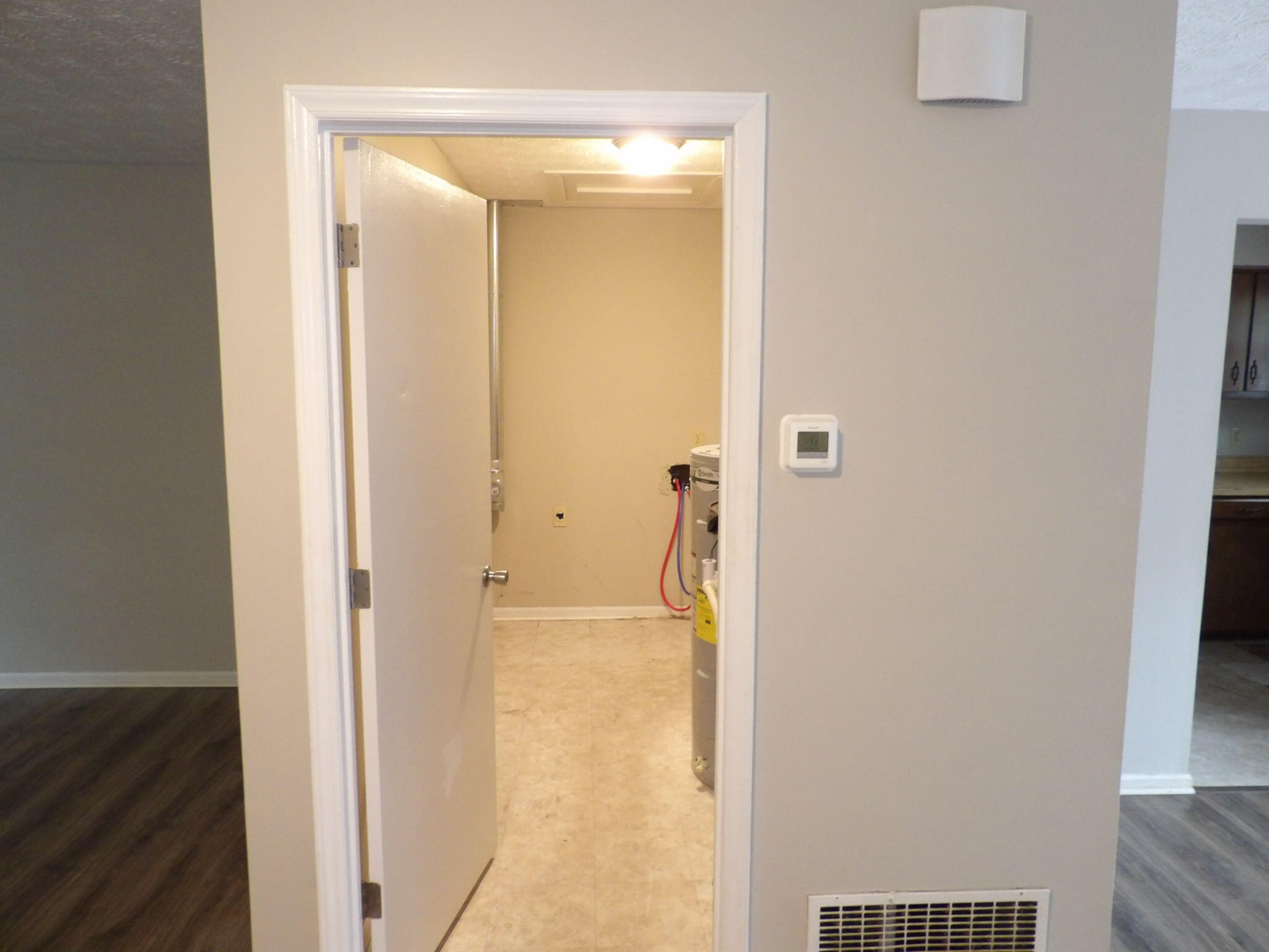 204 Landings Drive C Property Photo 32
