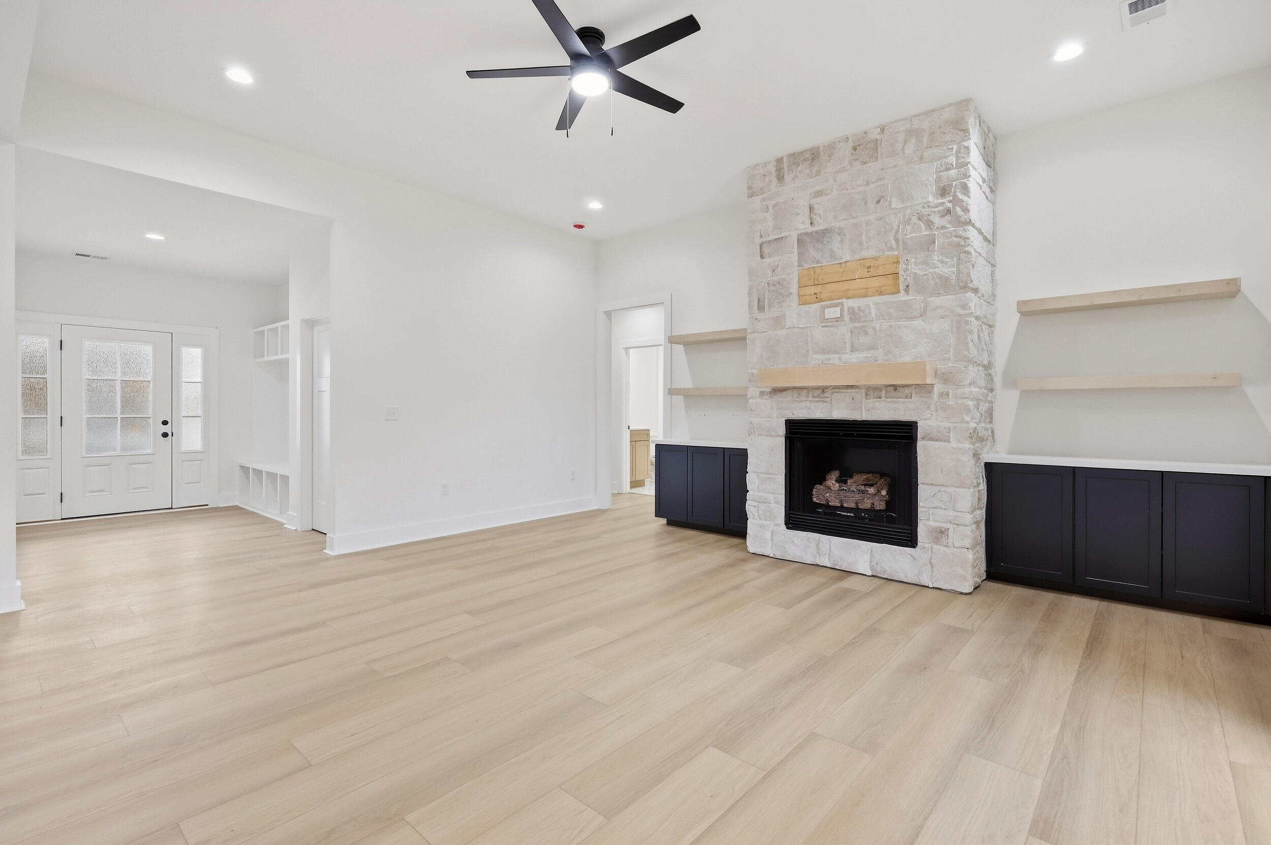 206 Lexwood Lane Property Photo 3