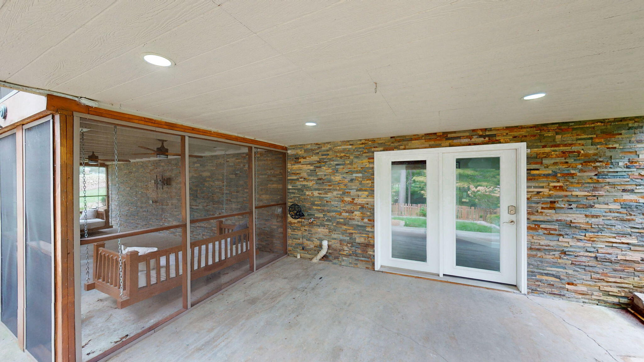 675 Lakeway Drive Property Photo 31