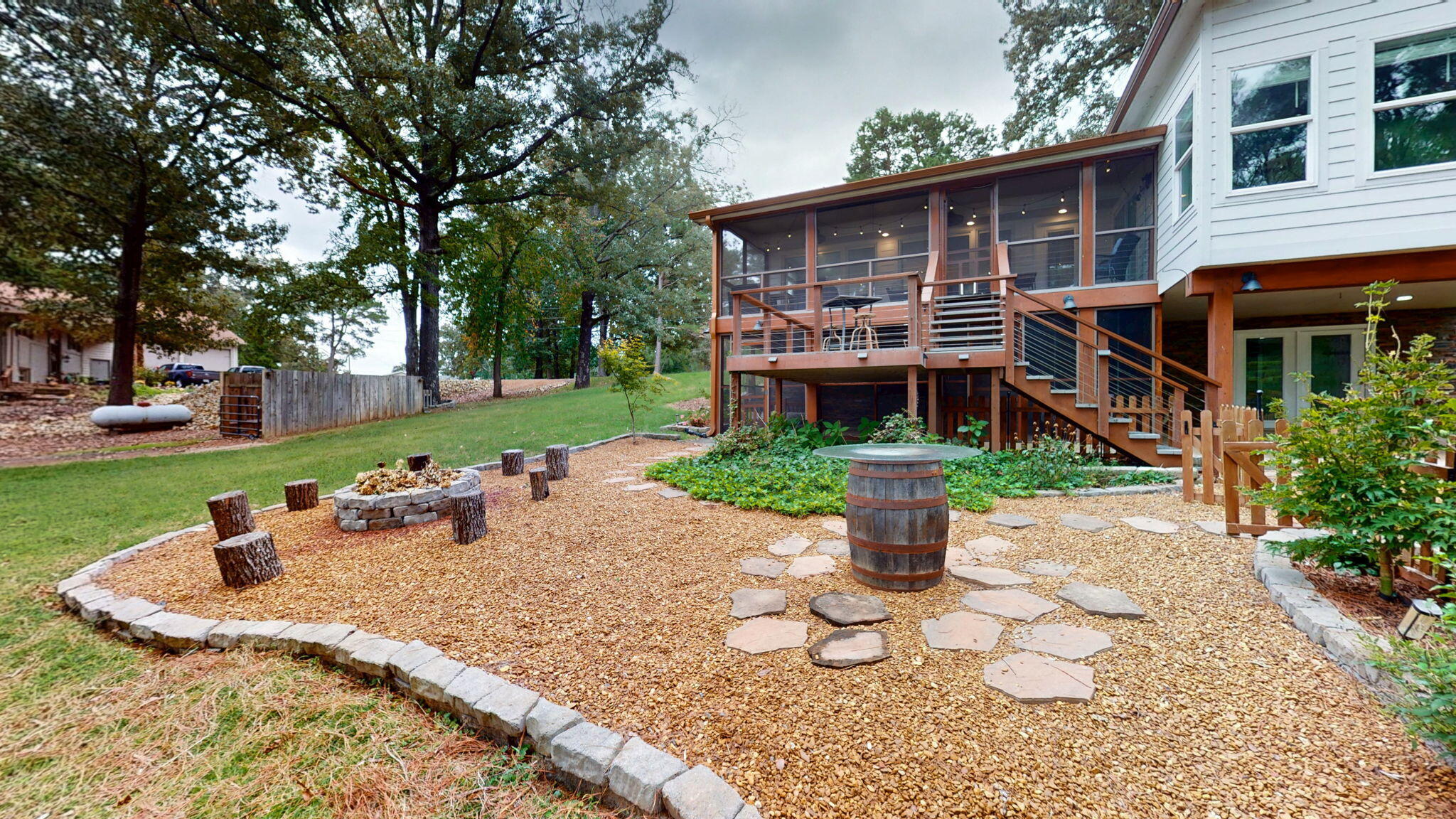 675 Lakeway Drive Property Photo 34