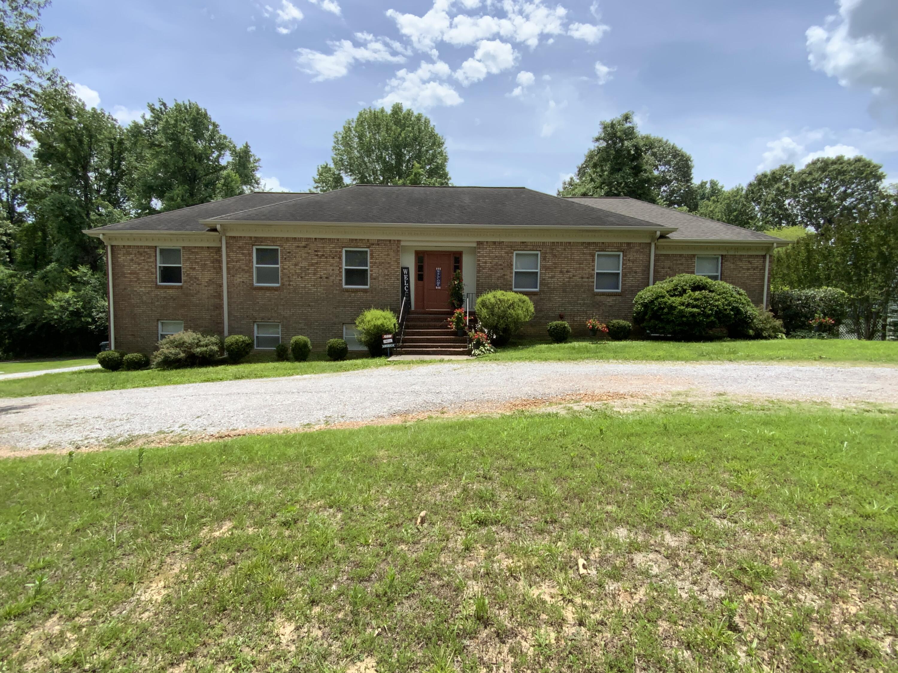210 Walnut Drive Apartment A Property Photo 1