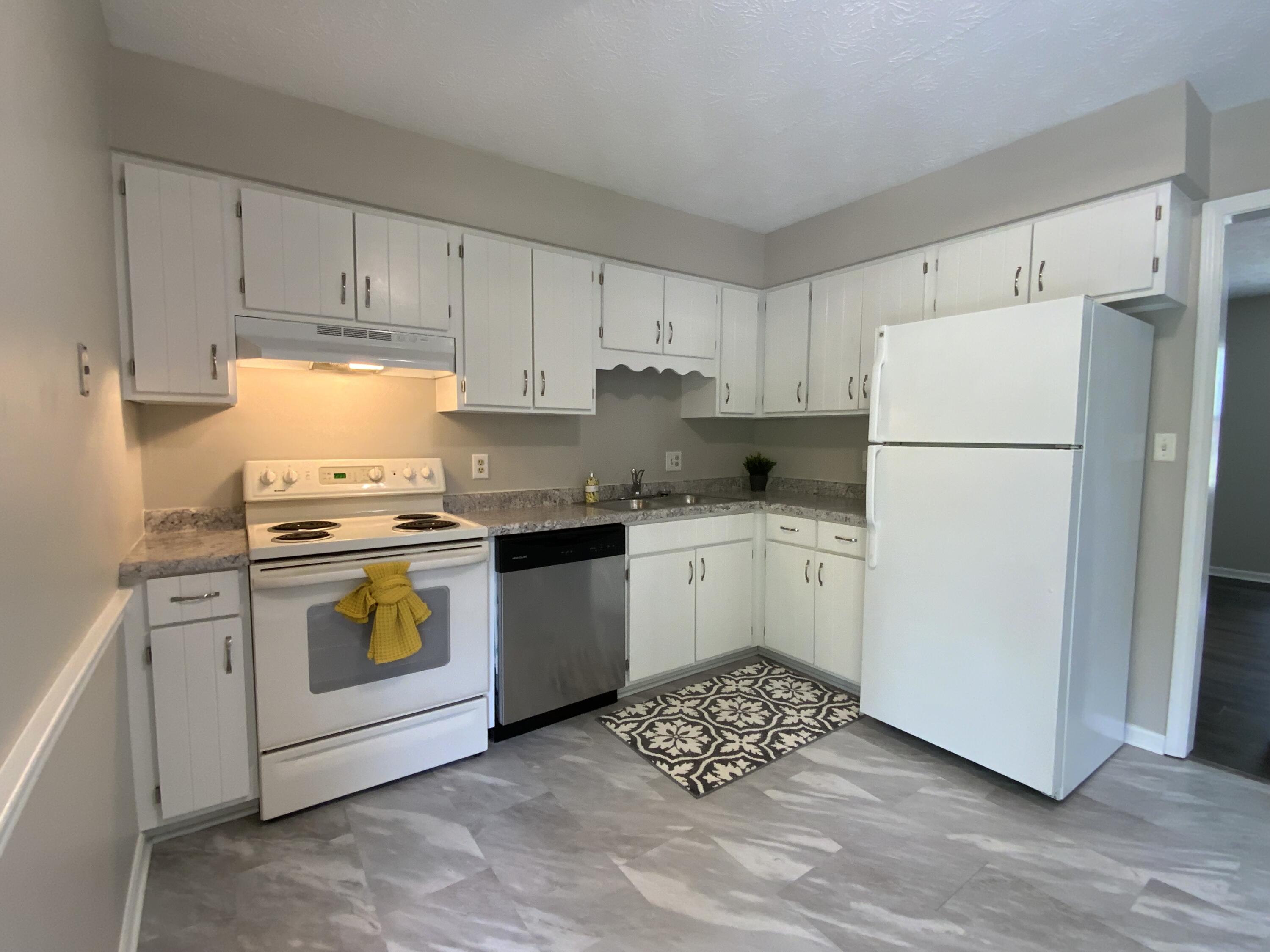 210 Walnut Drive Apartment A Property Photo 13