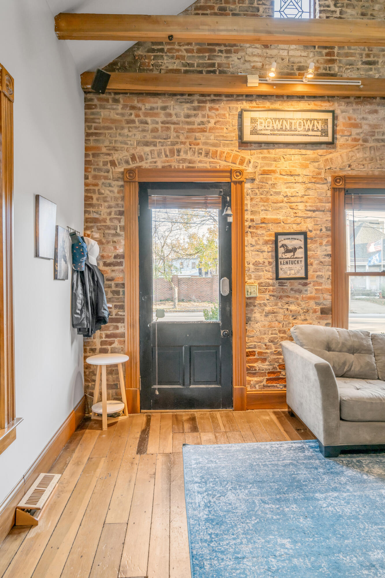 419 S Upper Street Property Photo 4