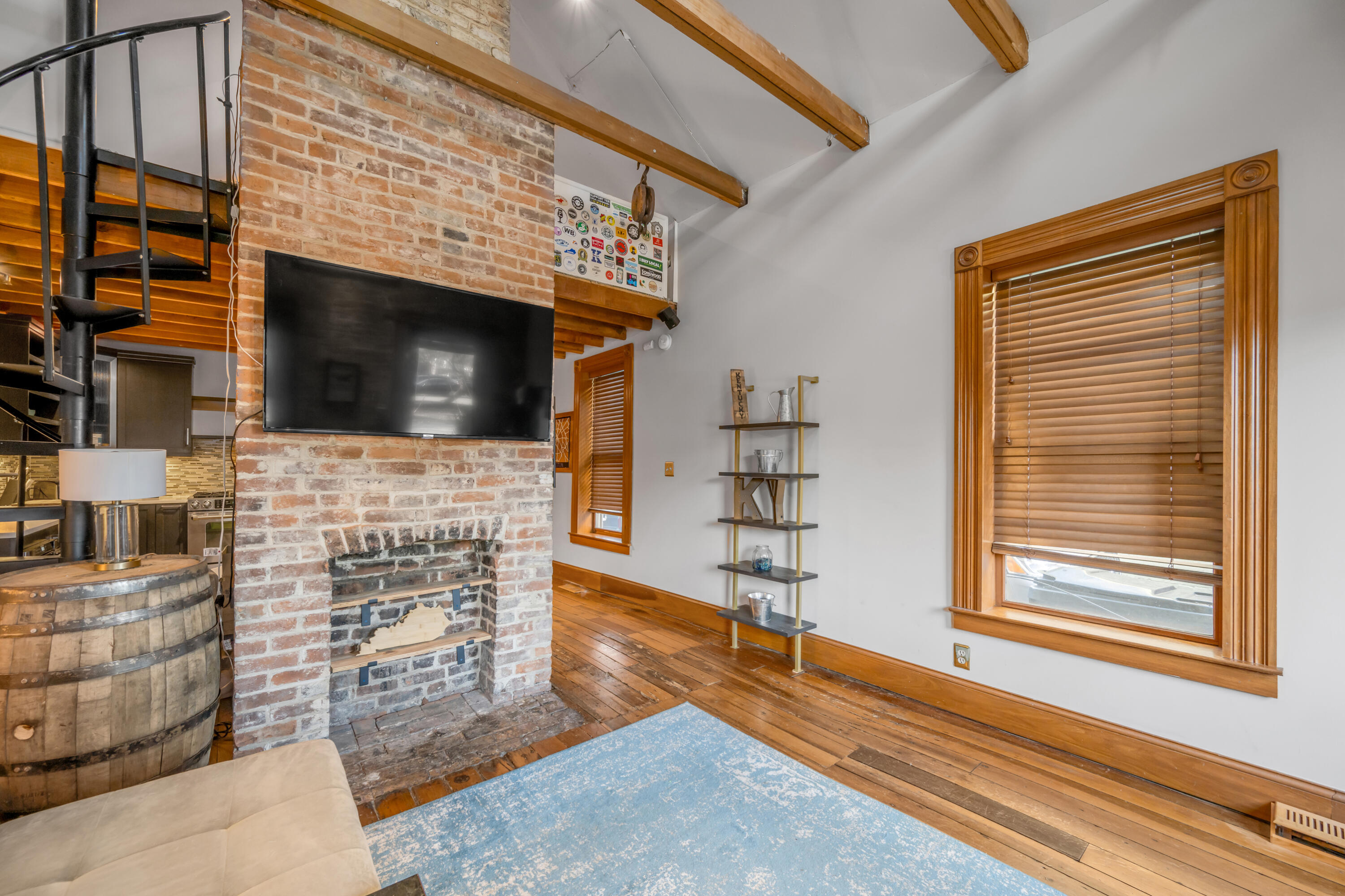 419 S Upper Street Property Photo 8