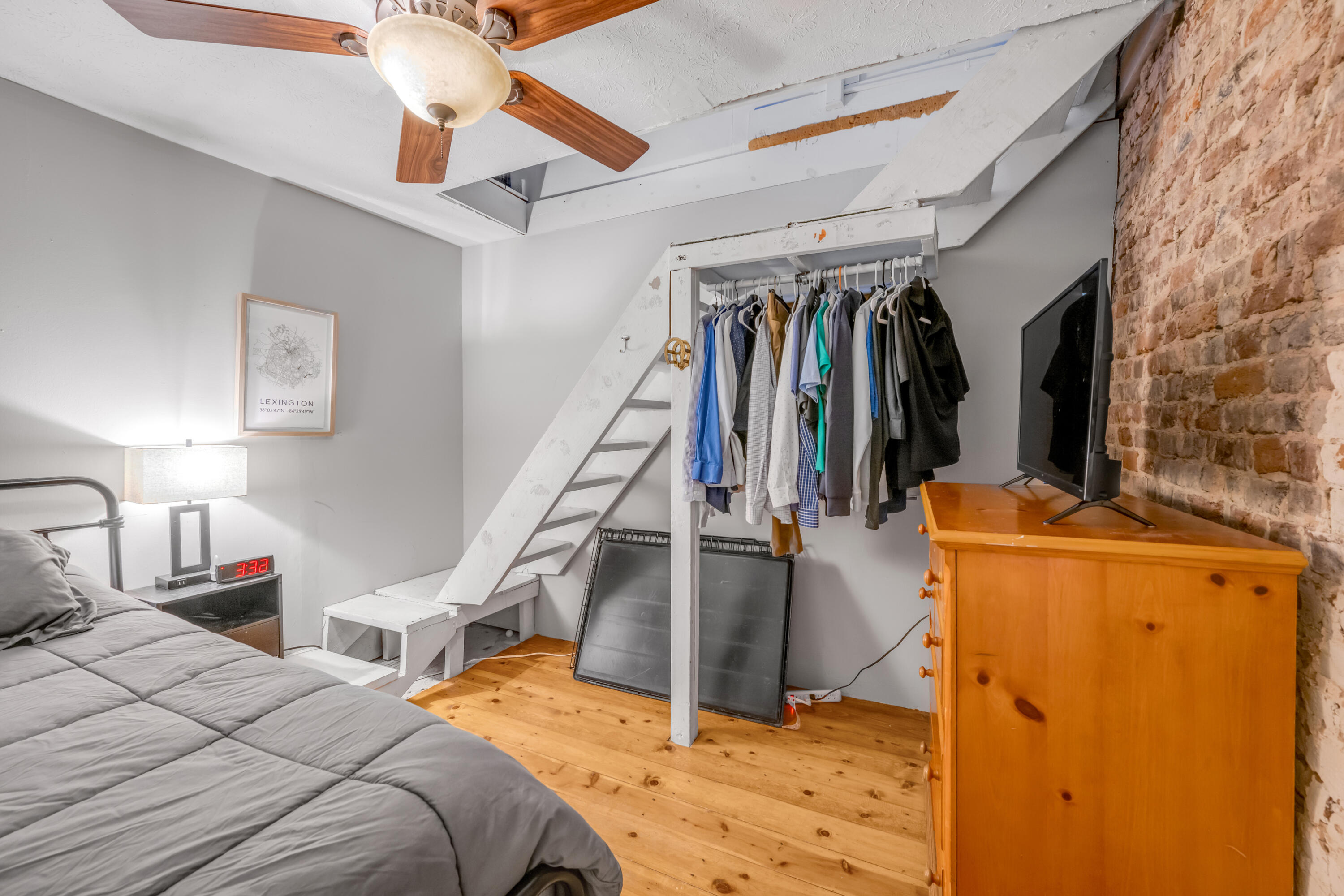 419 S Upper Street Property Photo 17