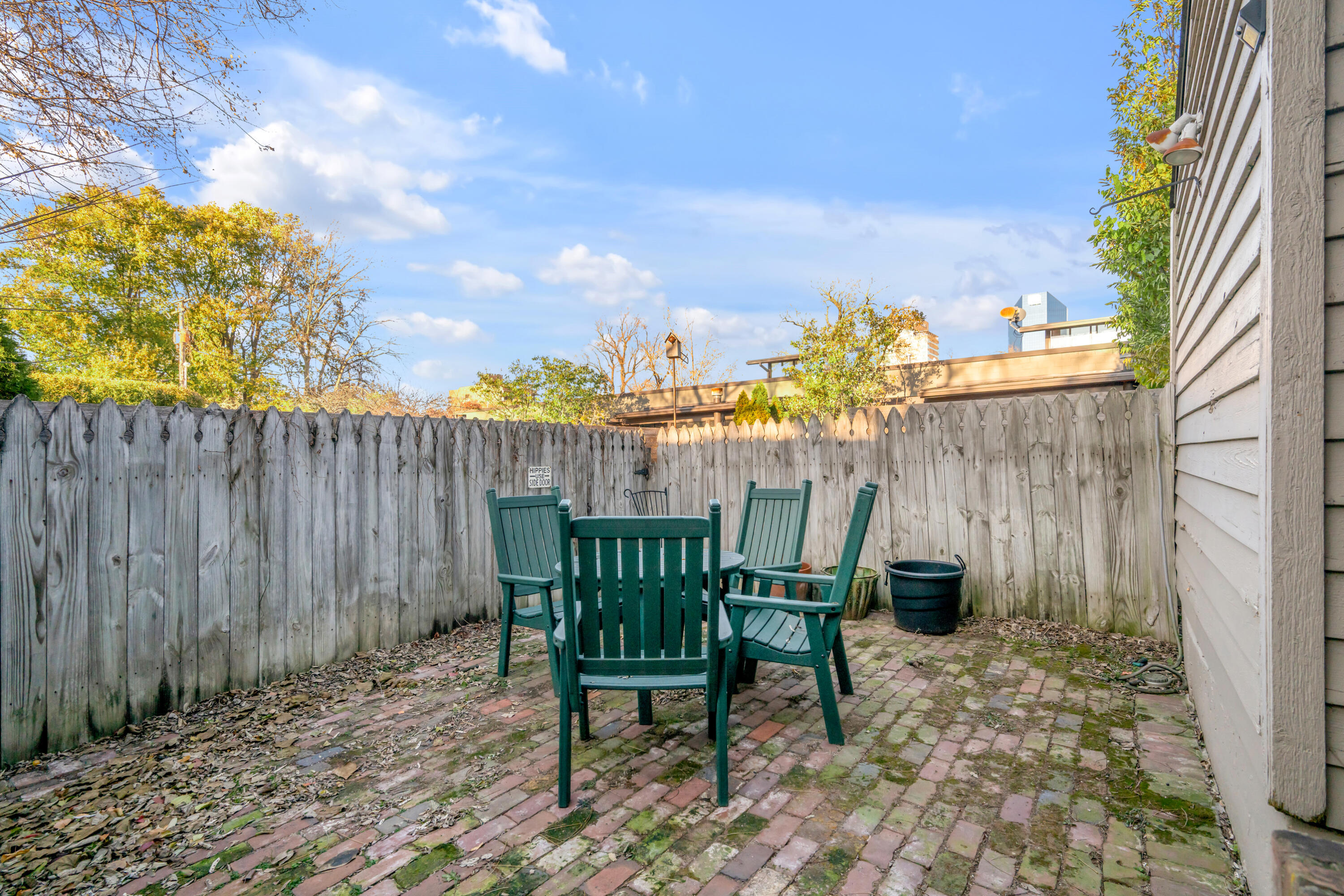 419 S Upper Street Property Photo 22