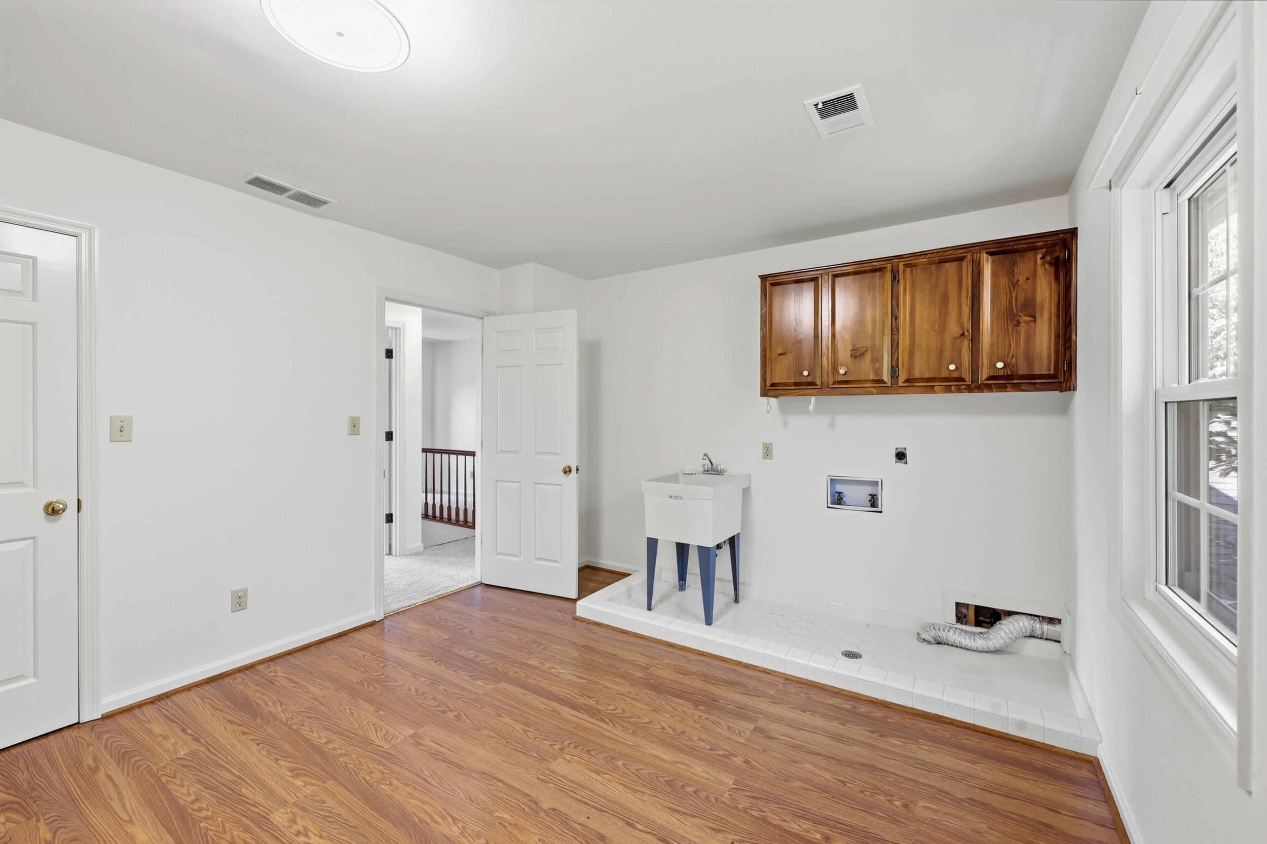 601 Delaney Woods Property Photo 32