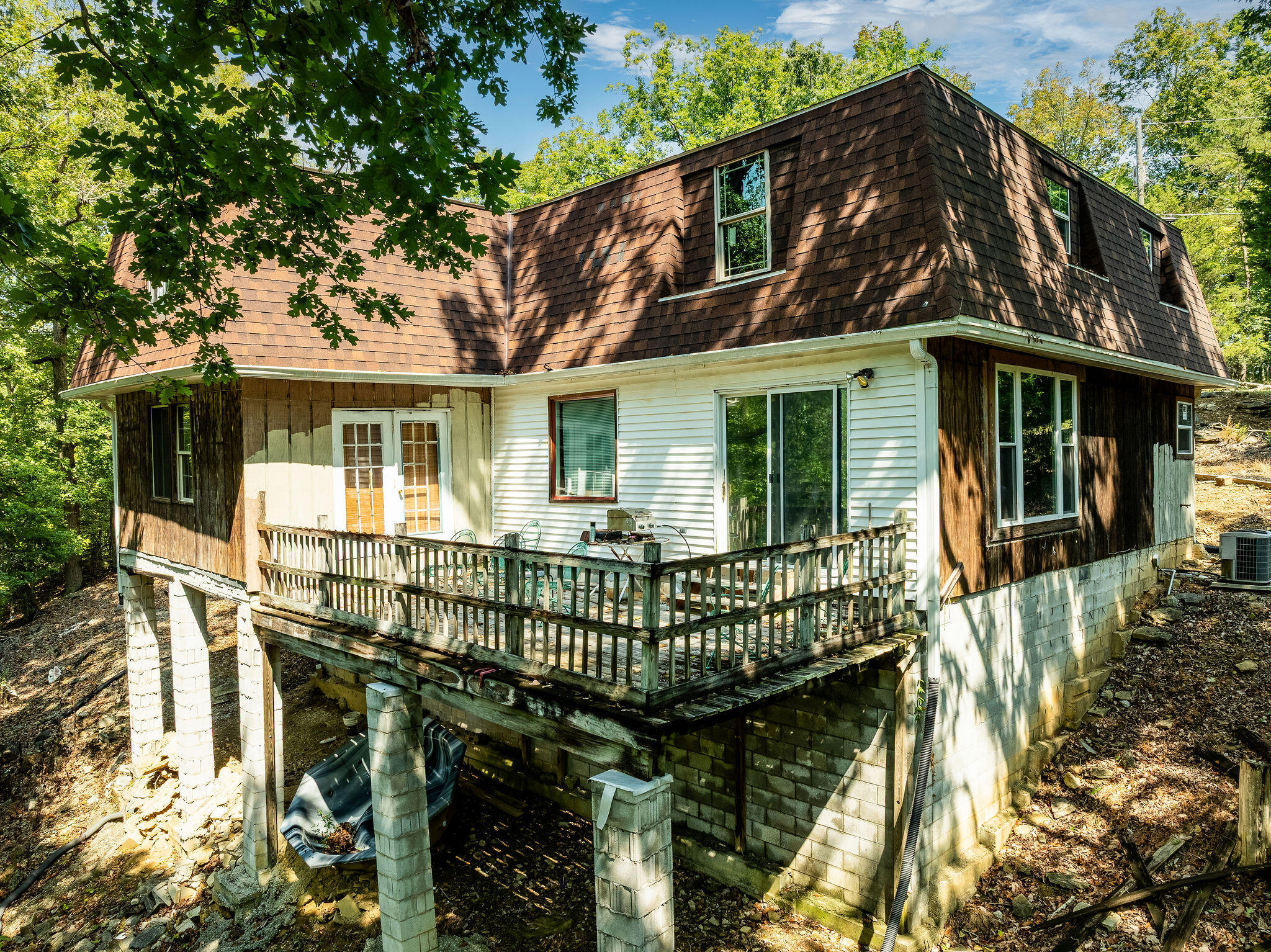 217 Edgewater Road Property Photo 4