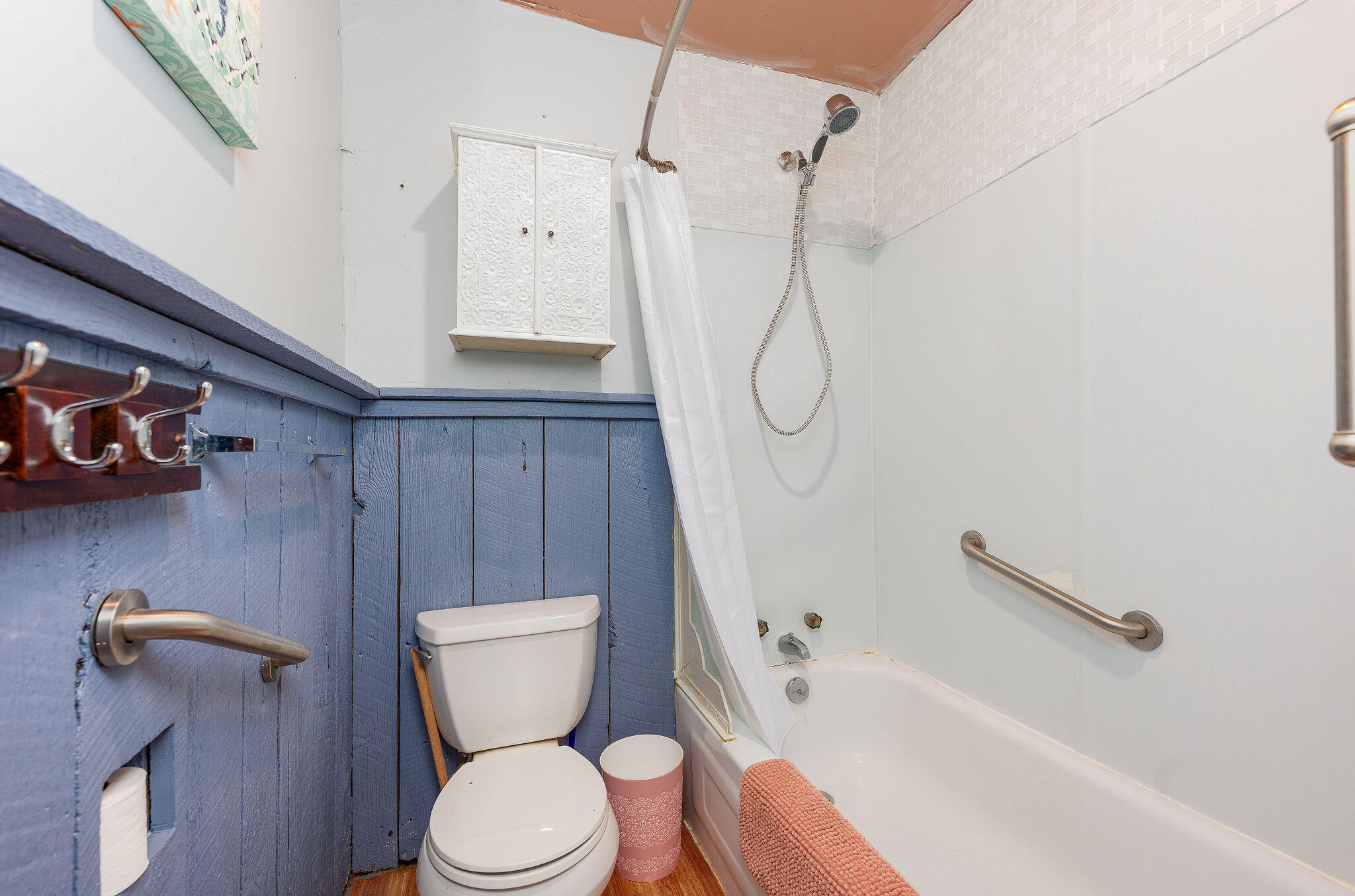 217 Edgewater Road Property Photo 23