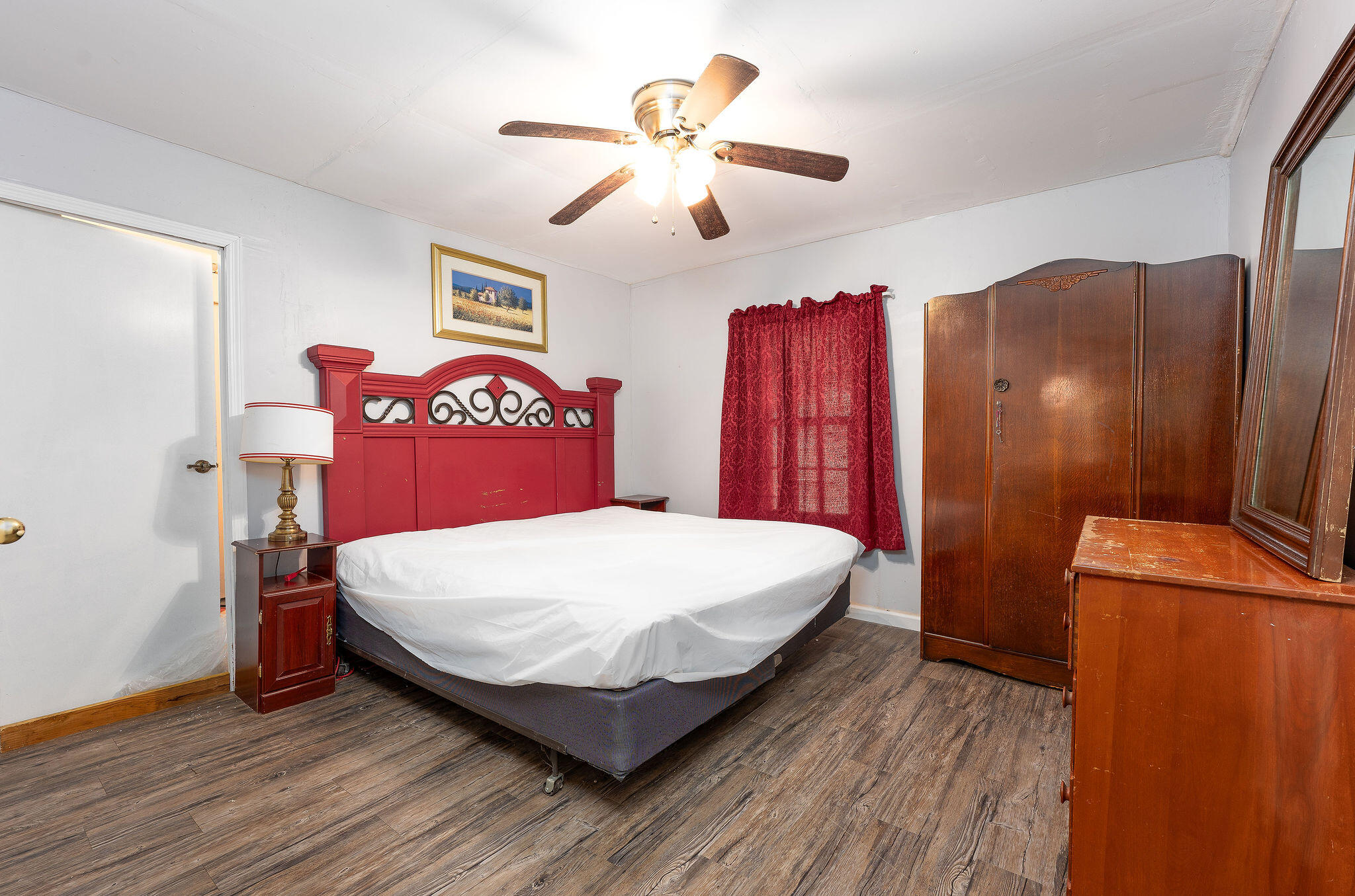 217 Edgewater Road Property Photo 37