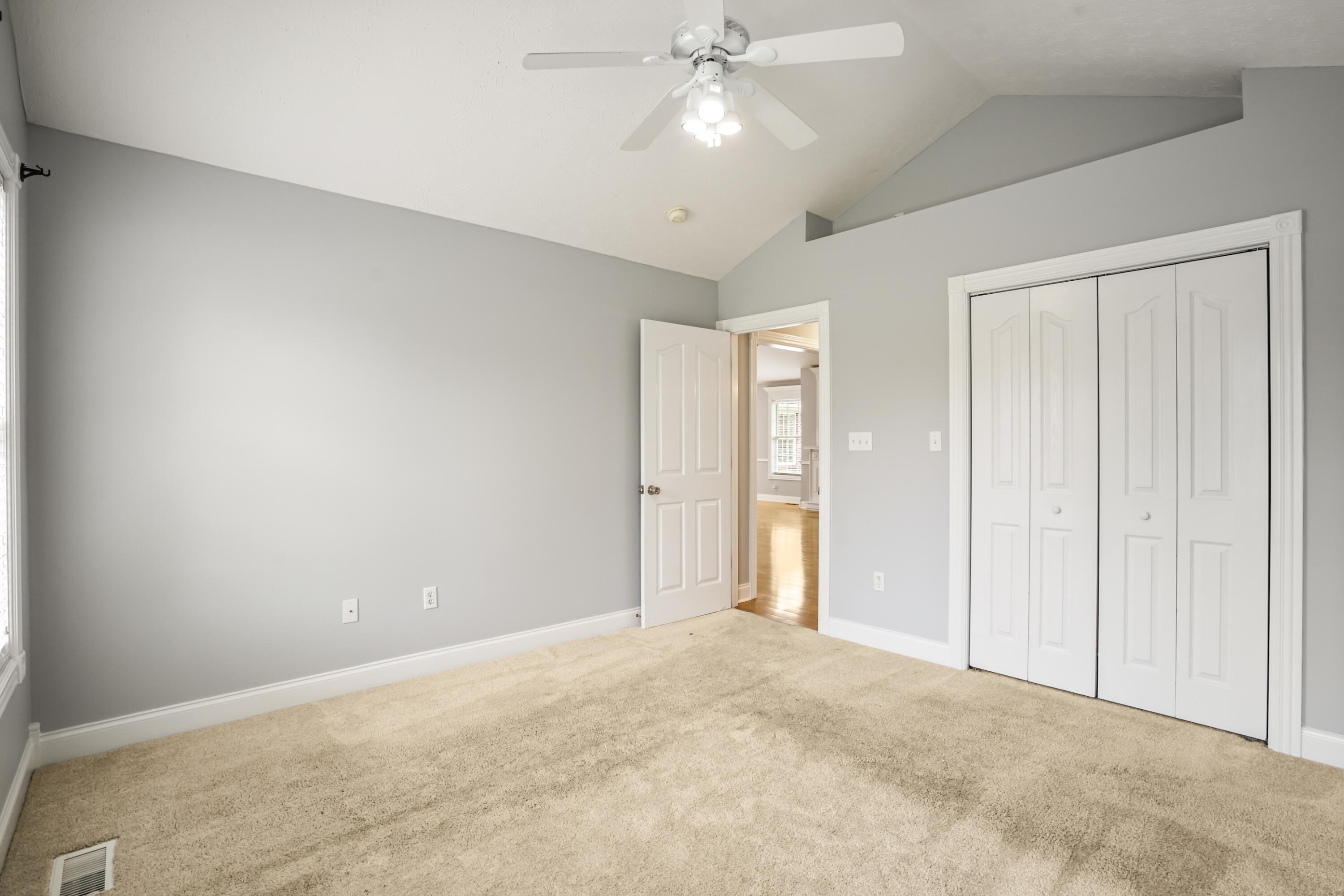 92 Water Cliff Drive Property Photo 31