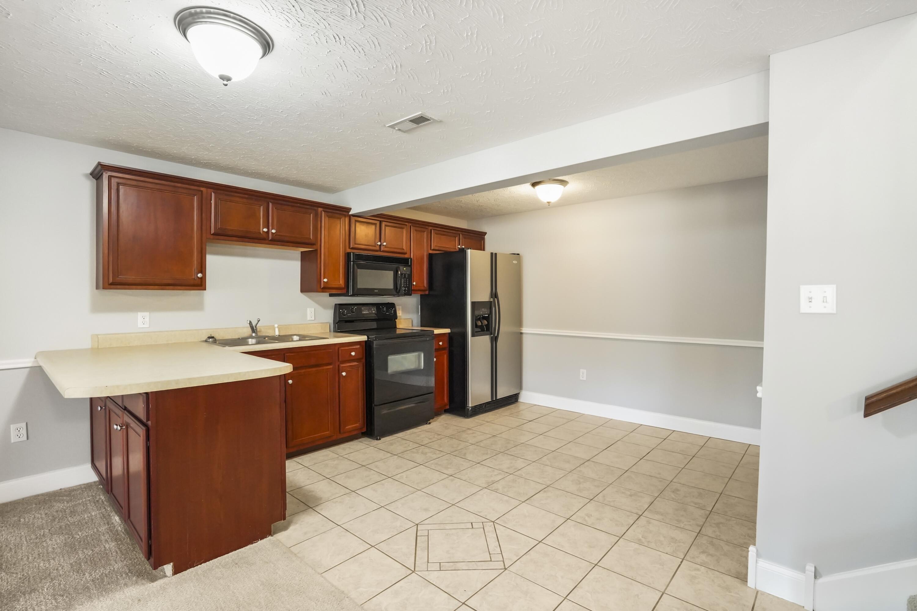 92 Water Cliff Drive Property Photo 35