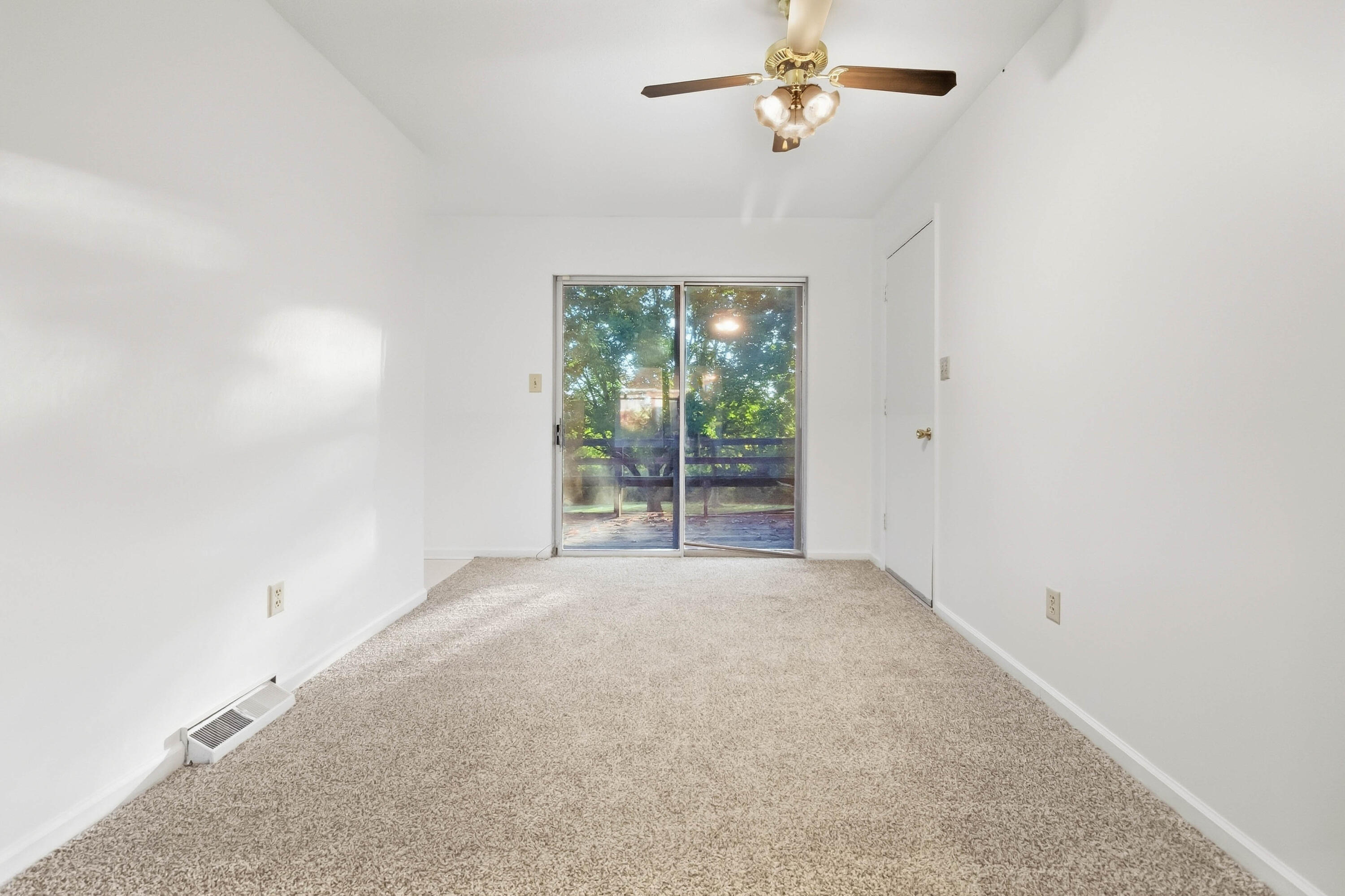 112 Salter Road Property Photo 5
