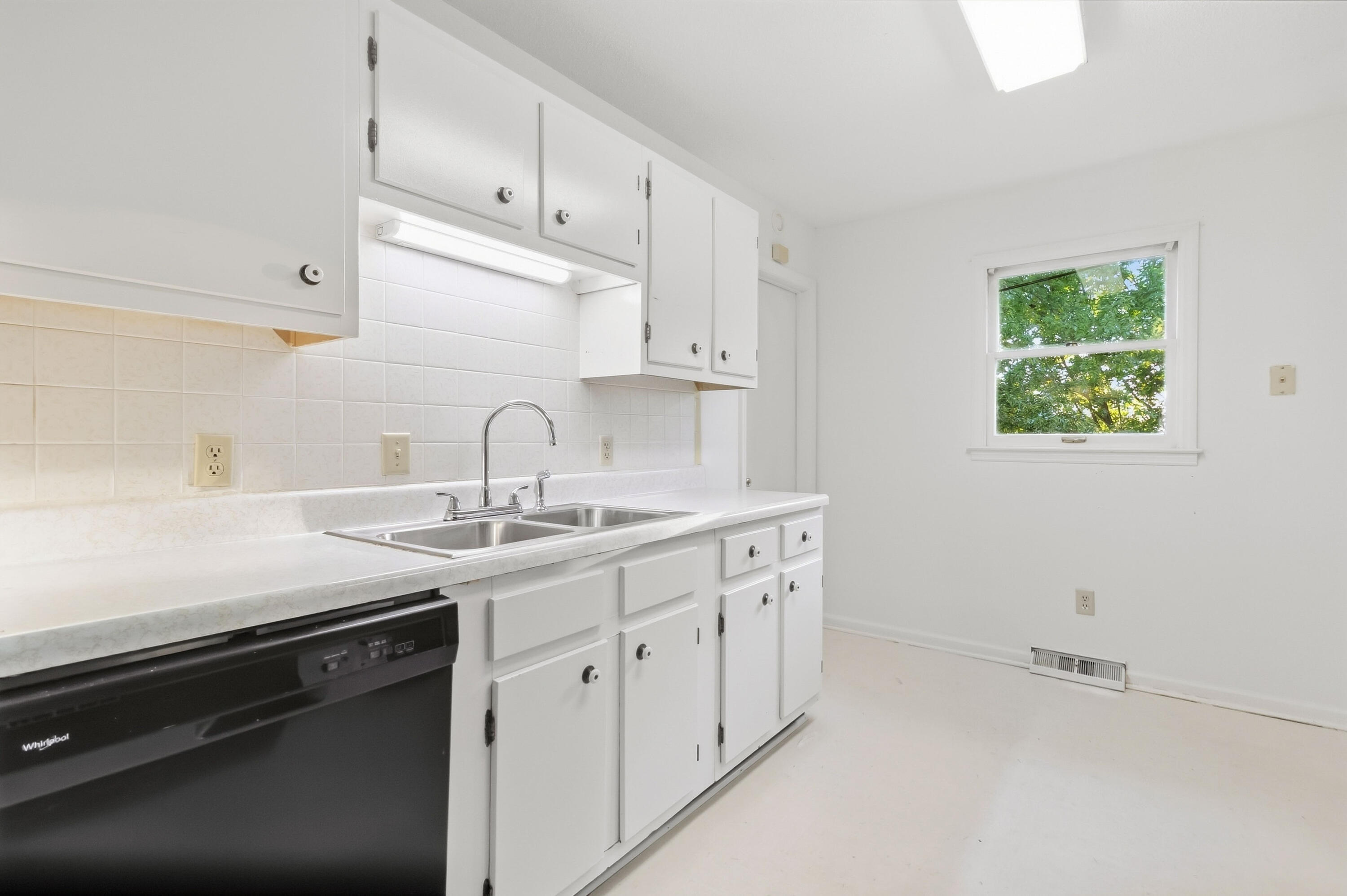 112 Salter Road Property Photo 11