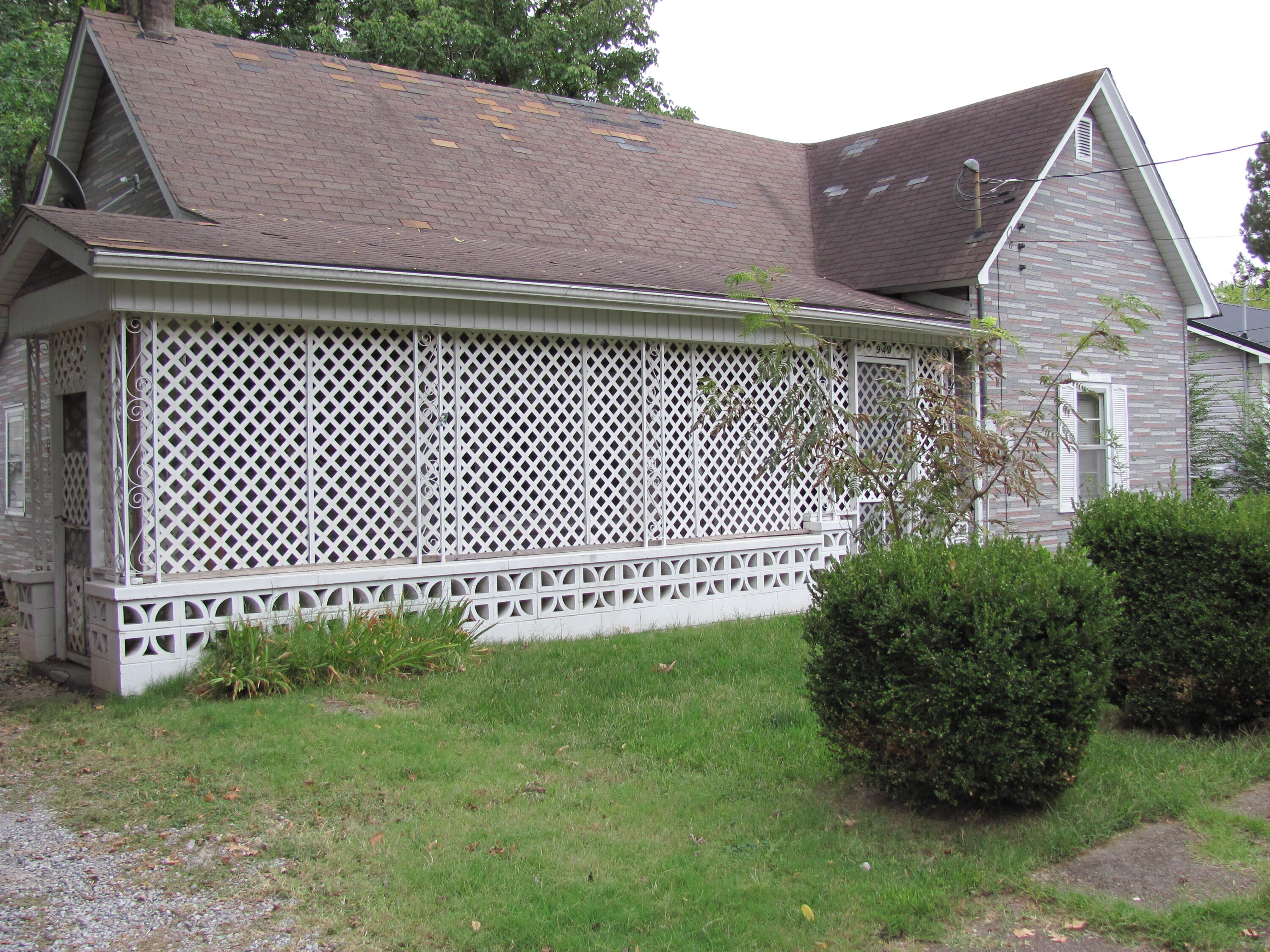 948 S 7th Street Property Photo 2