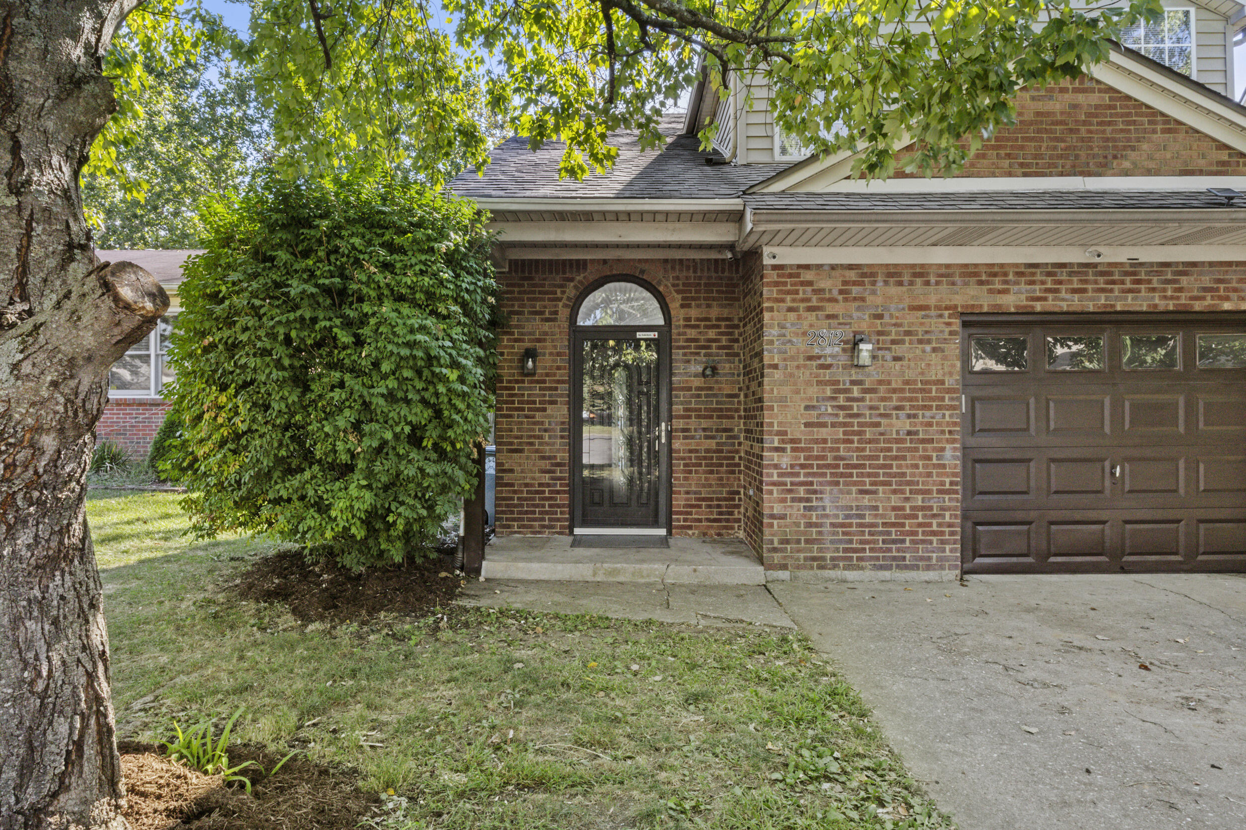 2812 Kasey Court Property Photo 4