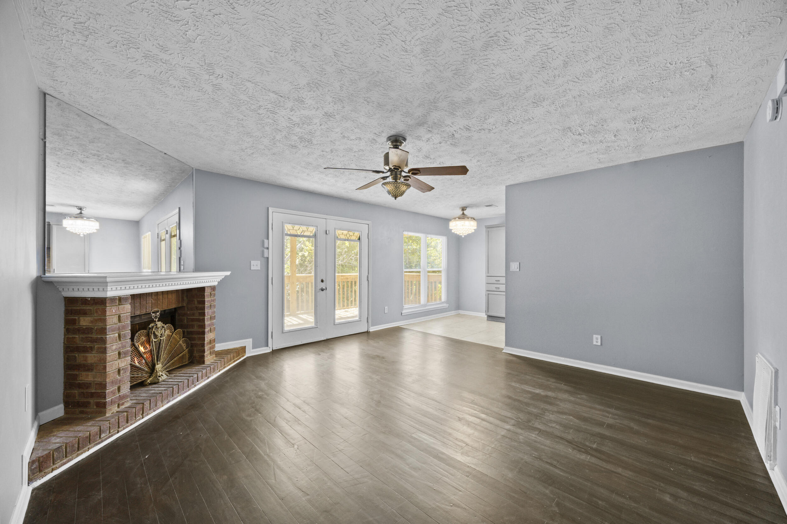 2812 Kasey Court Property Photo 7
