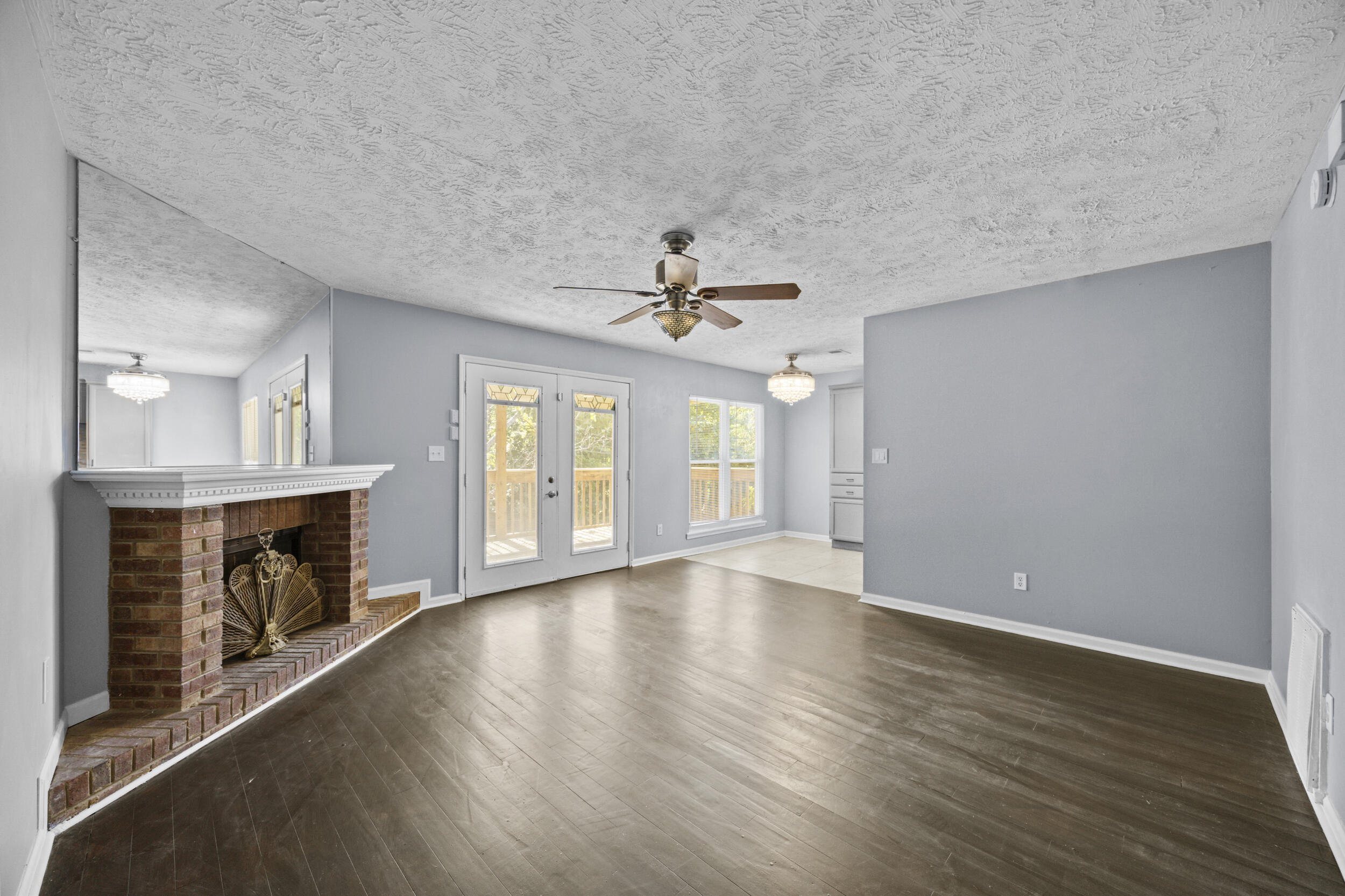 2812 Kasey Court Property Photo 8