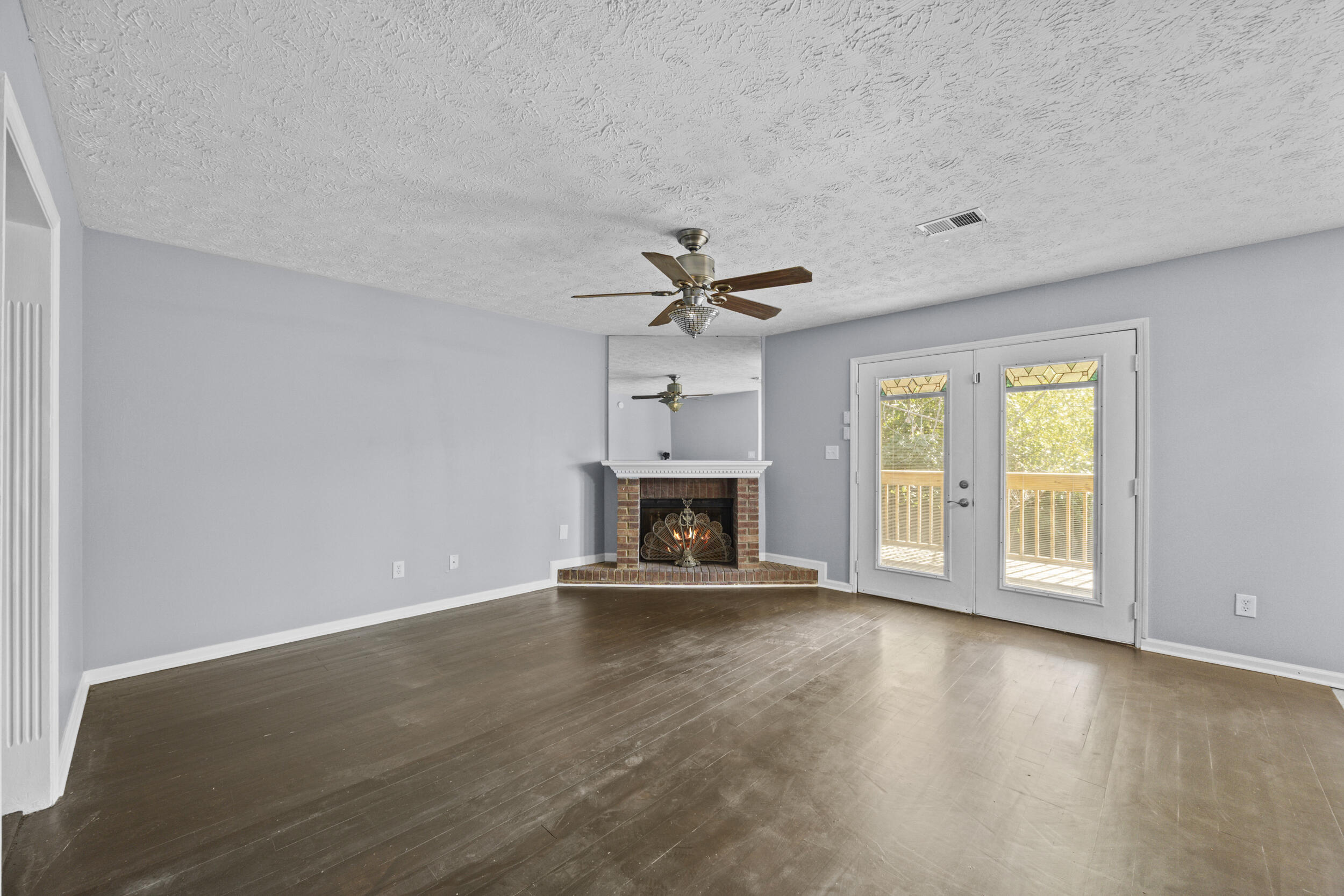 2812 Kasey Court Property Photo 9