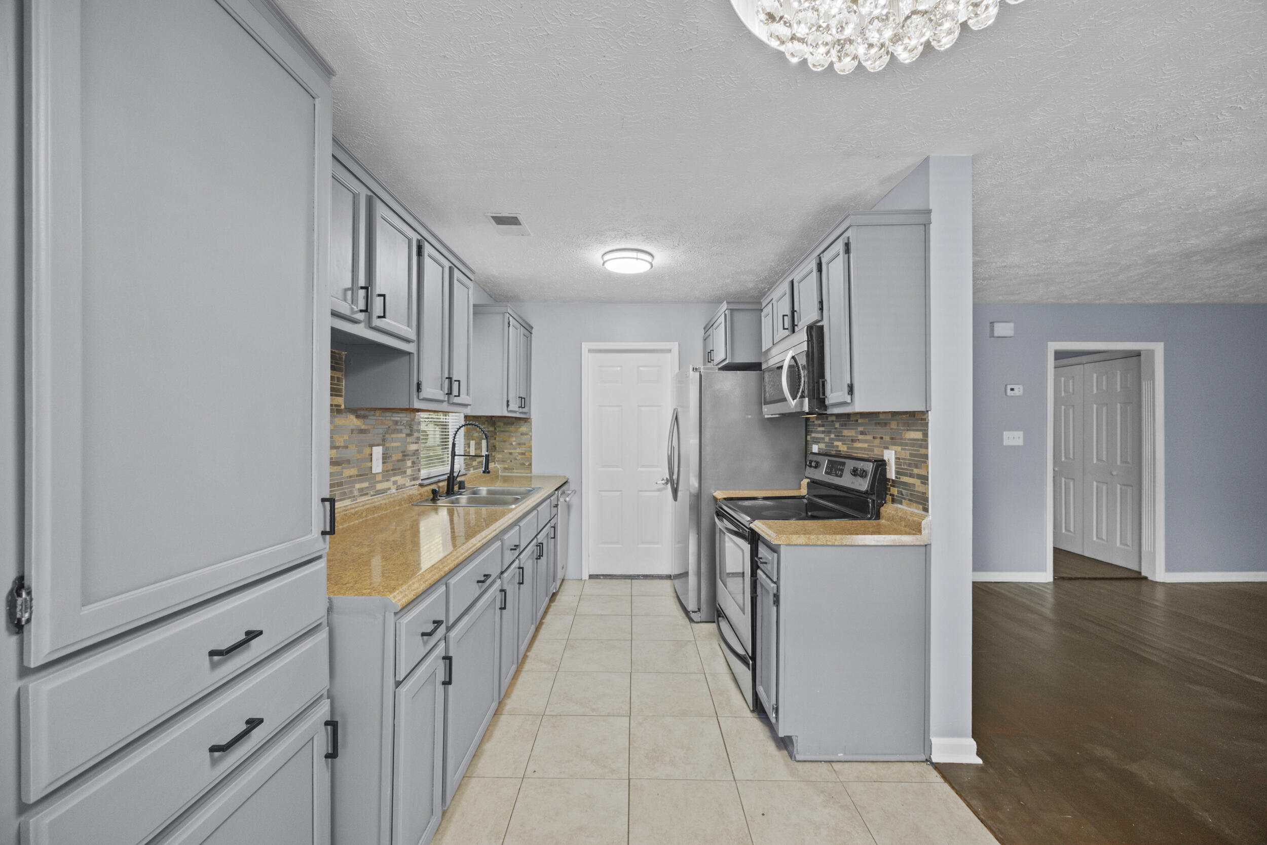 2812 Kasey Court Property Photo 14