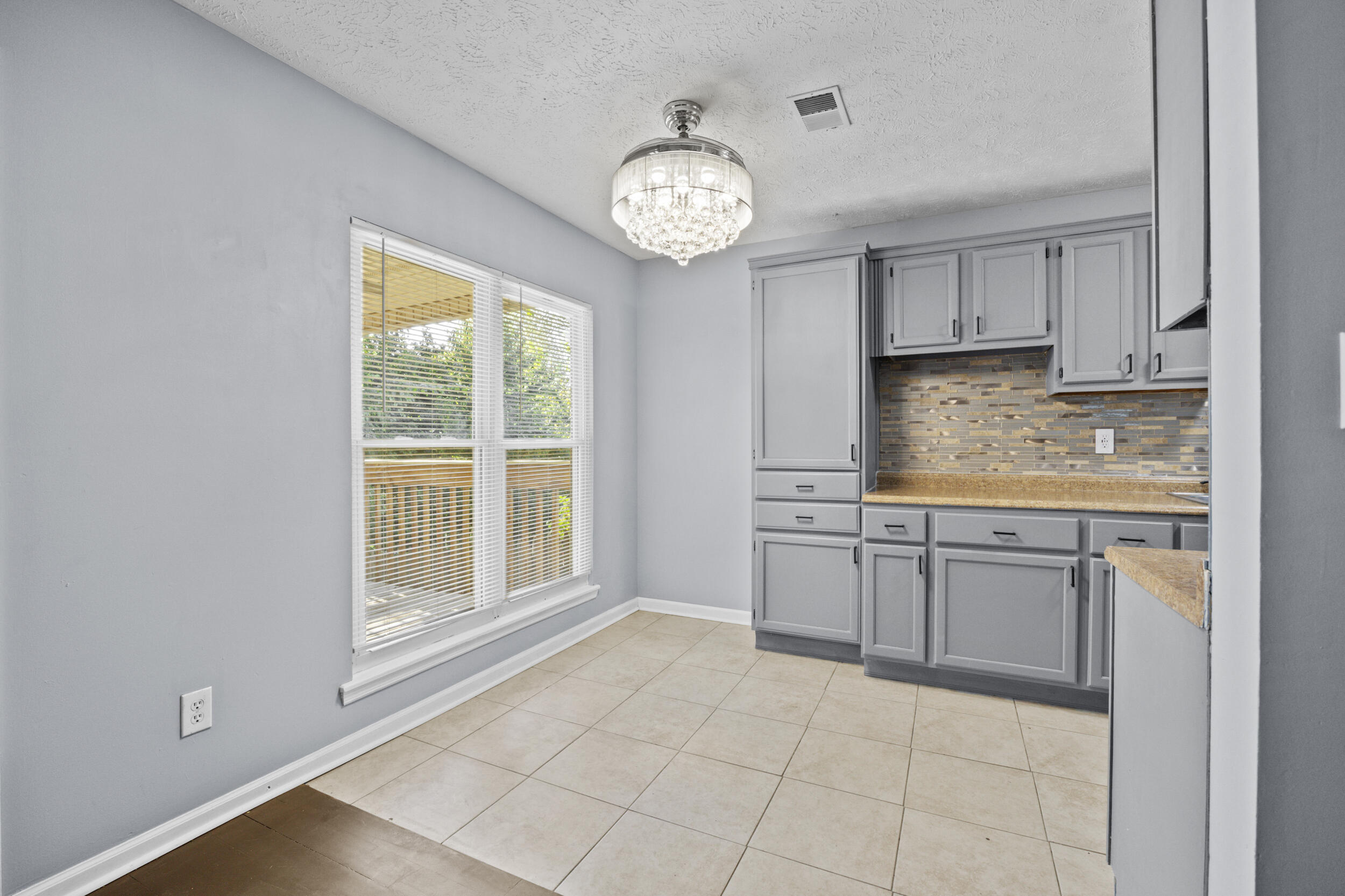 2812 Kasey Court Property Photo 15
