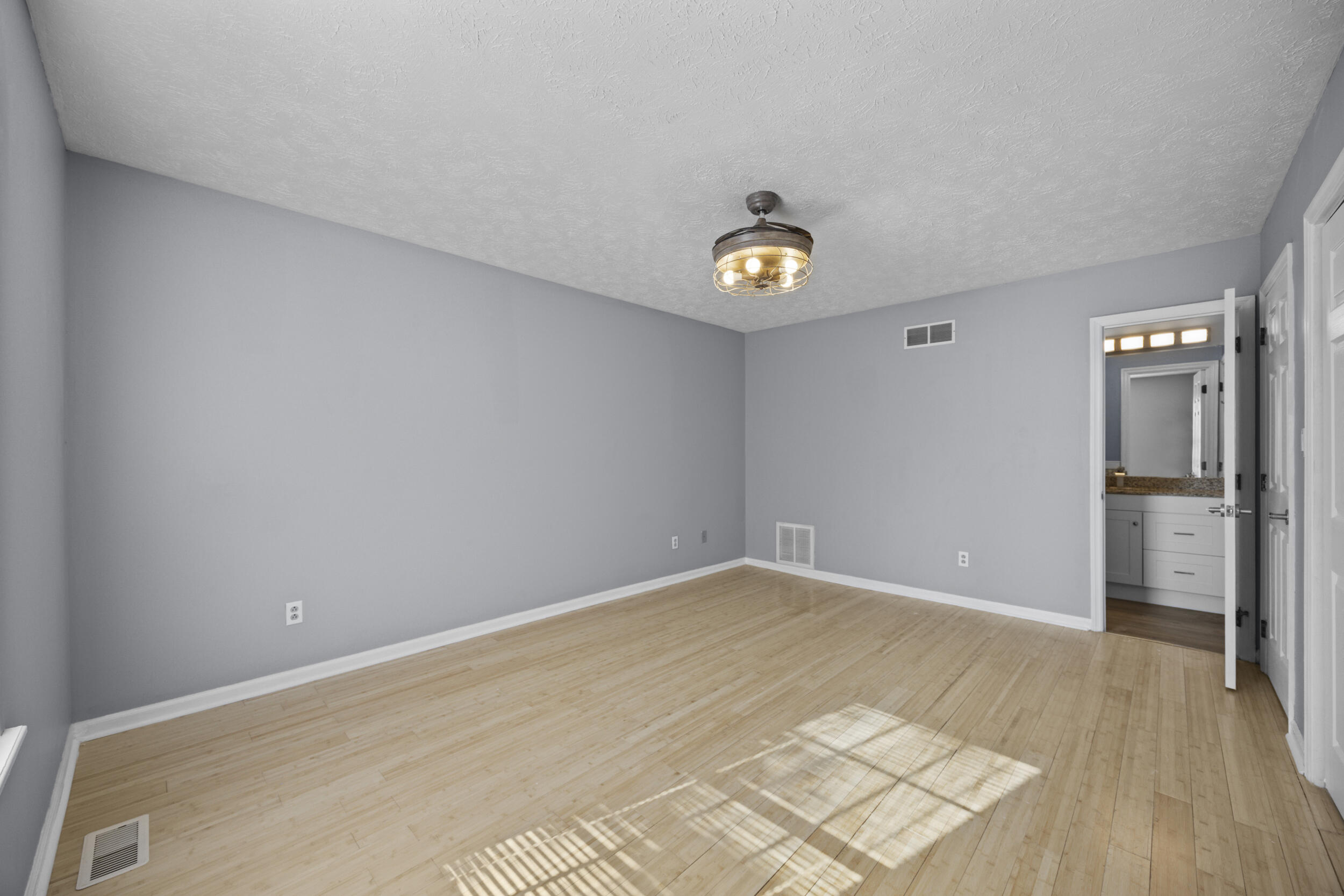 2812 Kasey Court Property Photo 27
