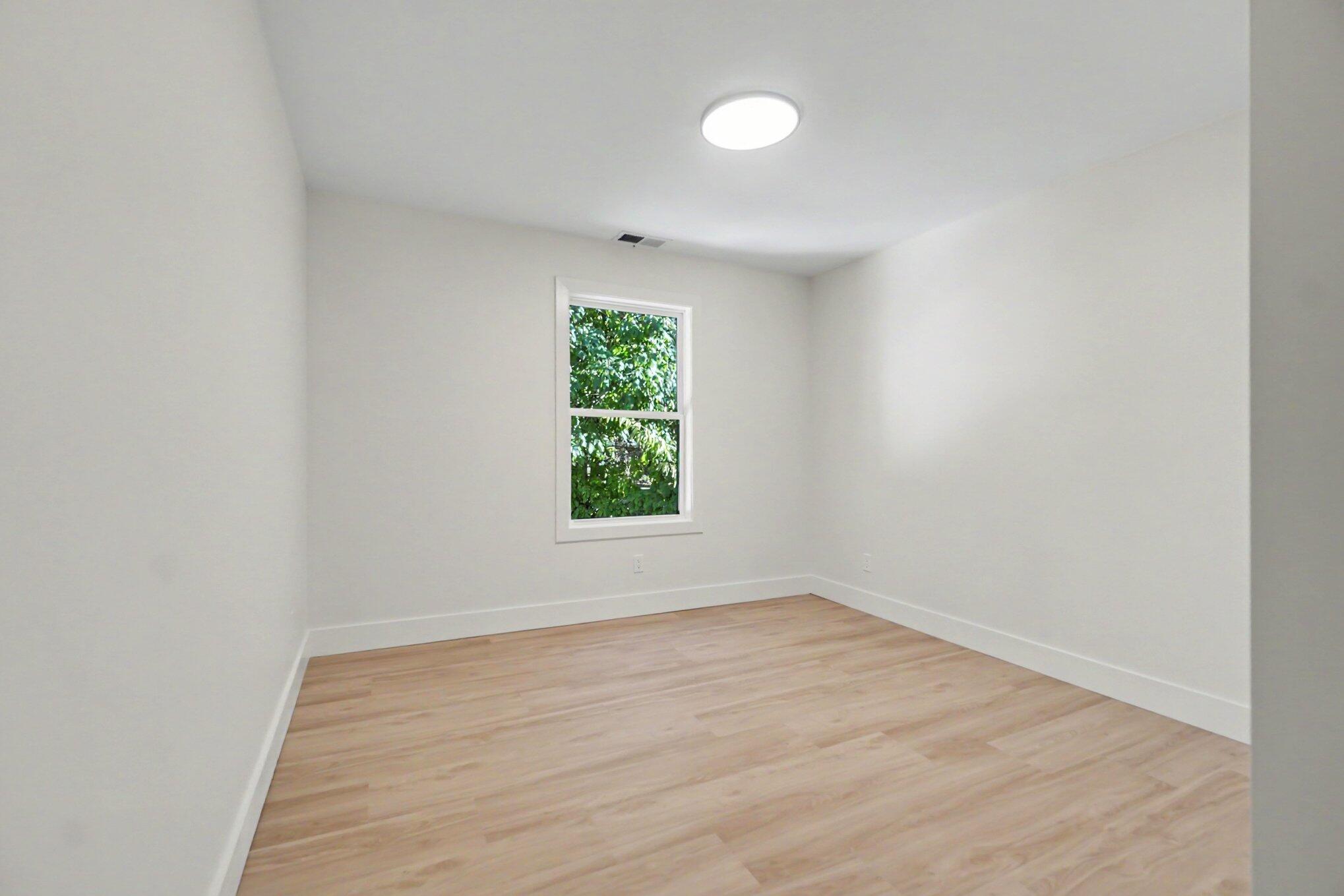 362 Preston Avenue Property Photo 23