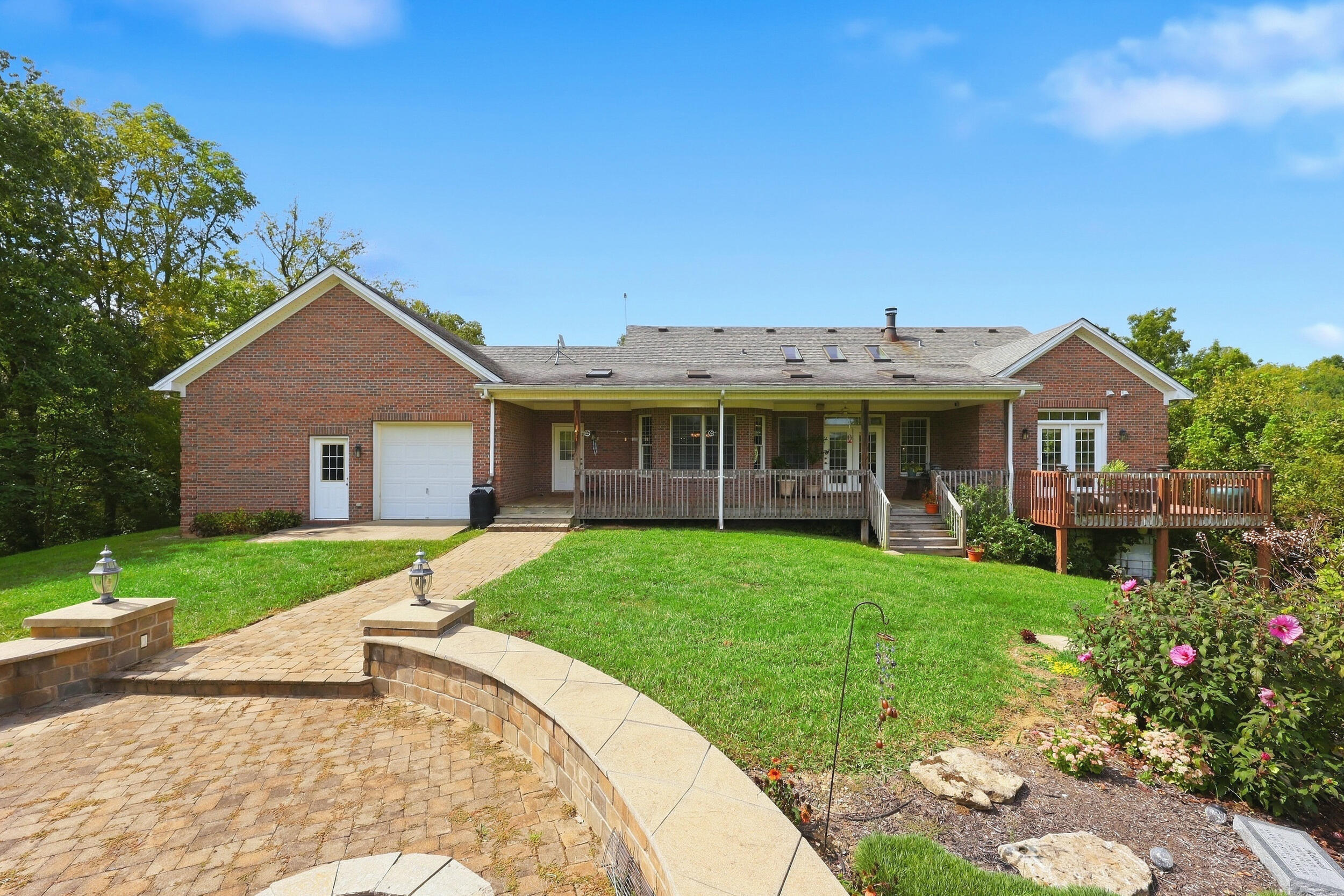 121 Forest Path Drive Property Photo 40
