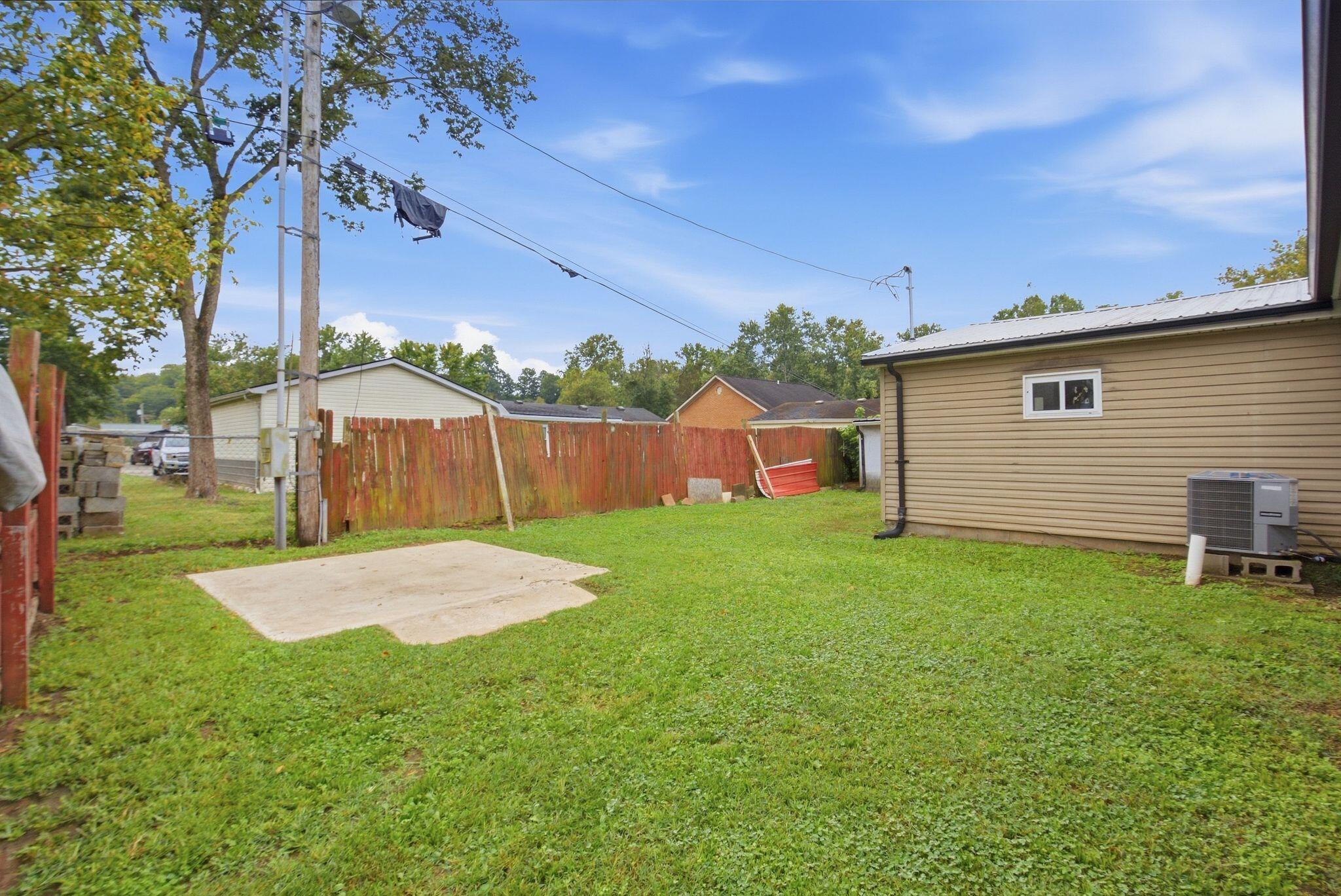 169 Lois Lane Property Photo 17