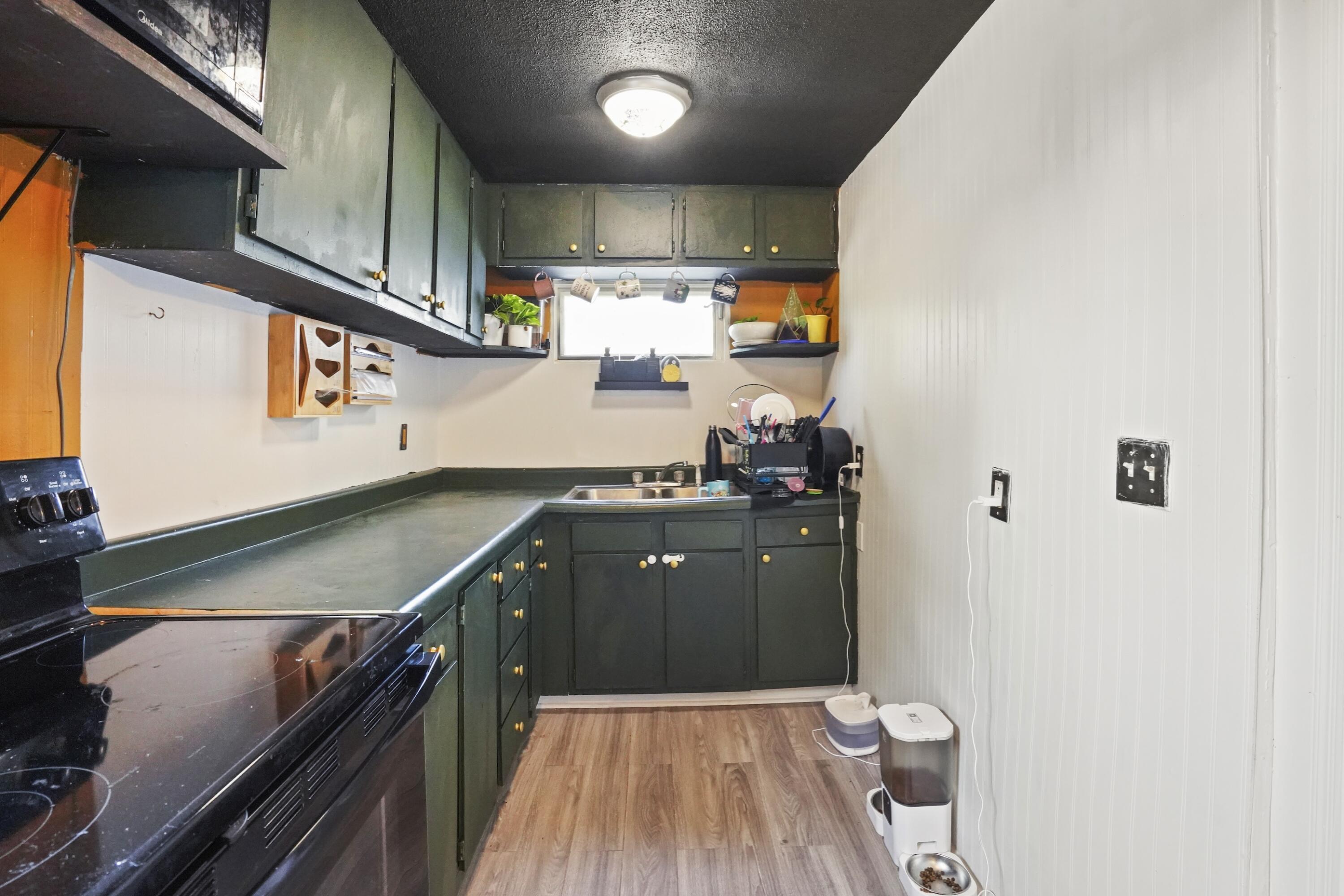 118 Beecher Street Property Photo 13