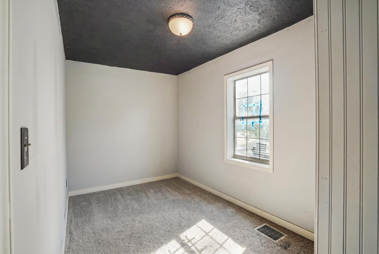 118 Beecher Street Property Photo 16