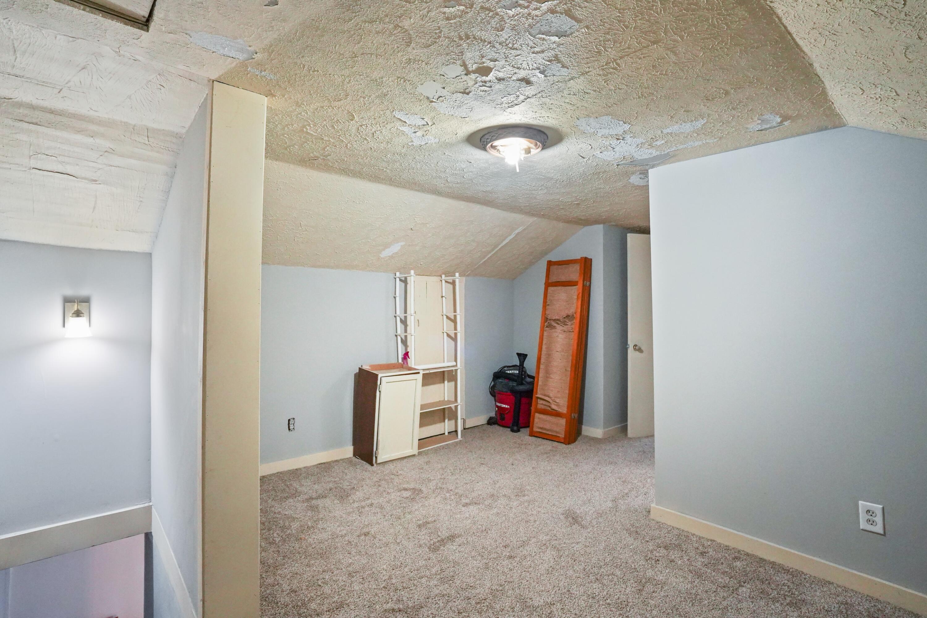 118 Beecher Street Property Photo 21
