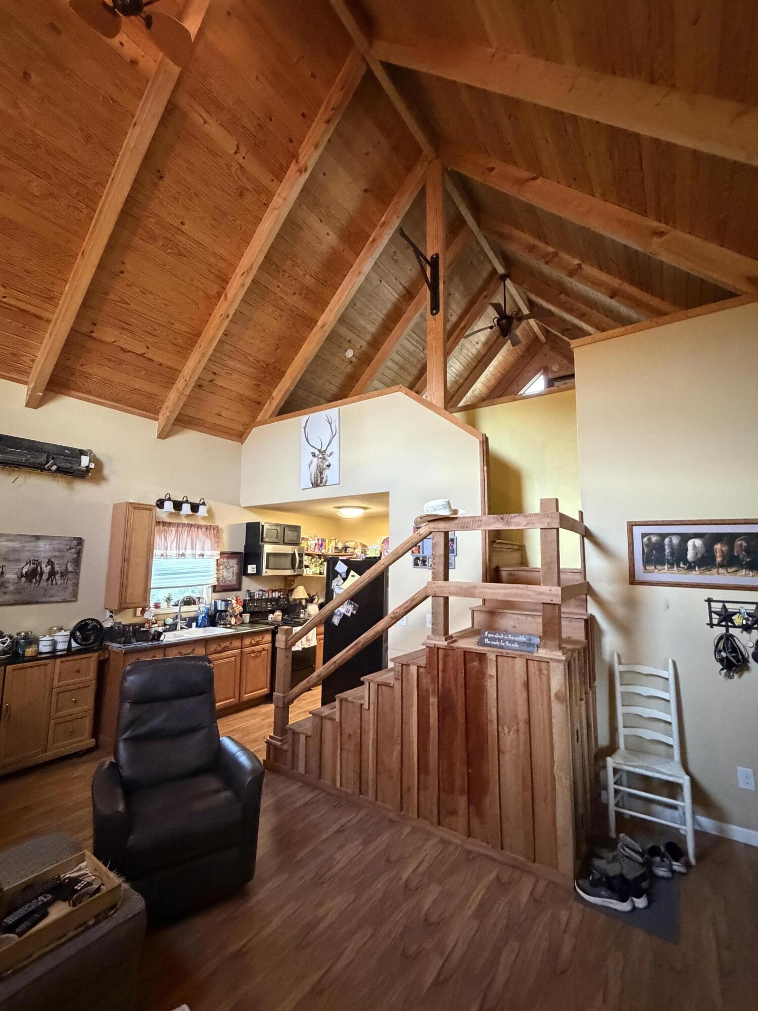 325 Blanton Lane Property Photo 4