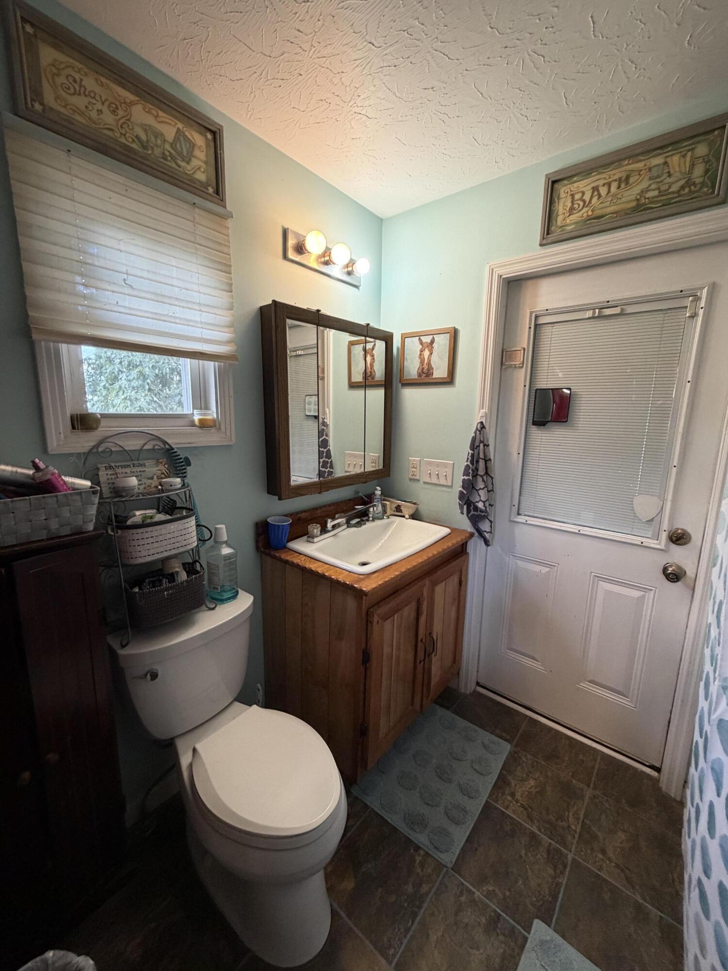 325 Blanton Lane Property Photo 11