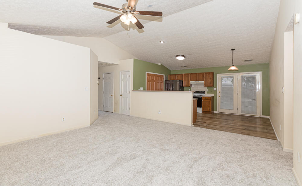 104 W Chopin Way Property Photo 7