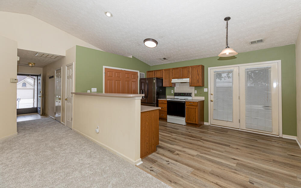 104 W Chopin Way Property Photo 11