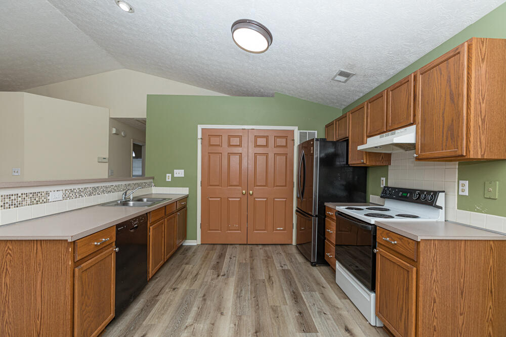 104 W Chopin Way Property Photo 13