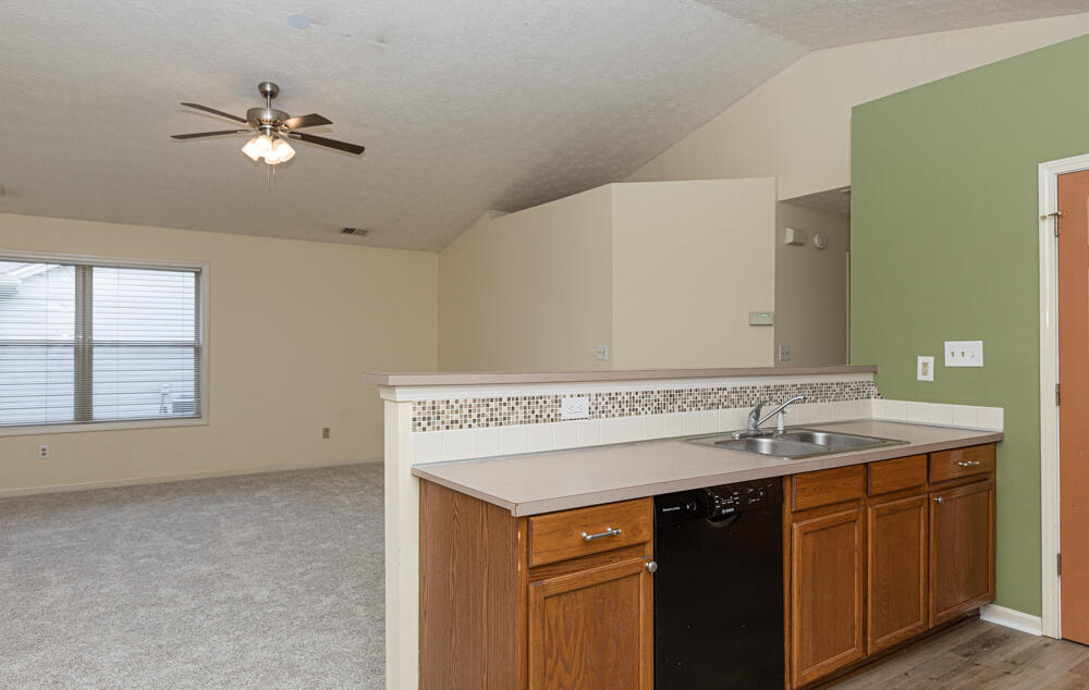 104 W Chopin Way Property Photo 14