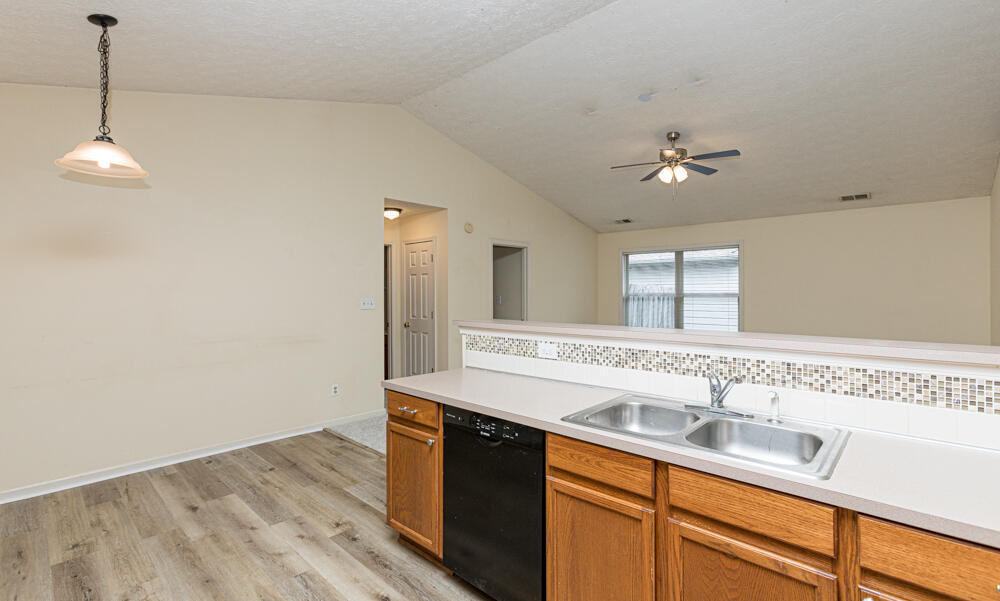 104 W Chopin Way Property Photo 15