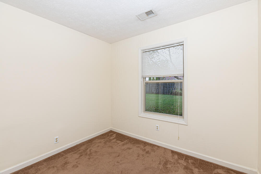 104 W Chopin Way Property Photo 17