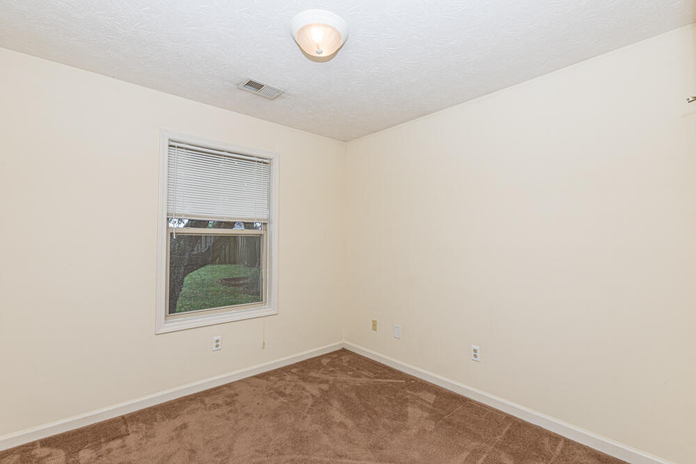 104 W Chopin Way Property Photo 18