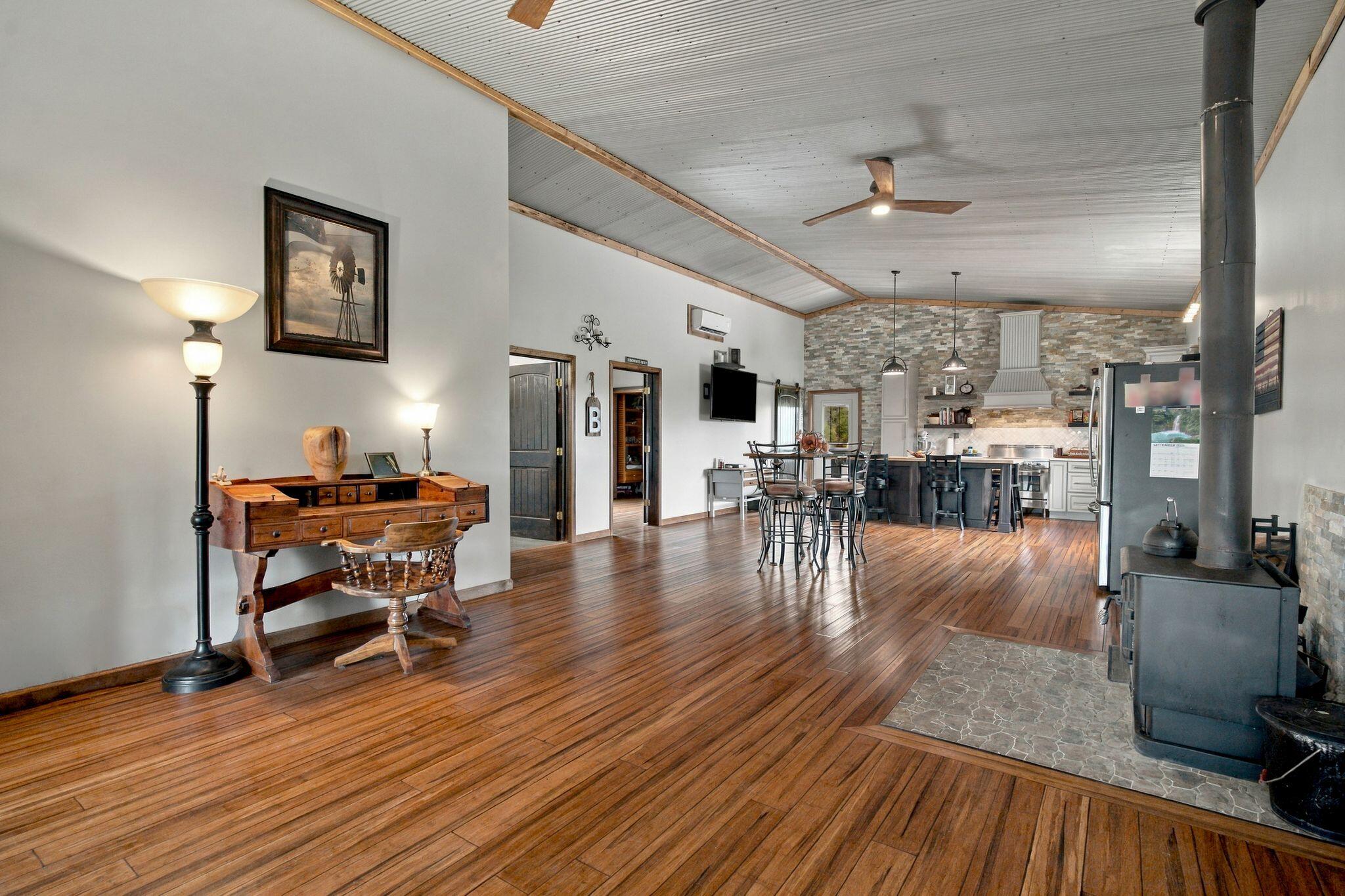 649 Joe Snedegar Road Property Photo 6