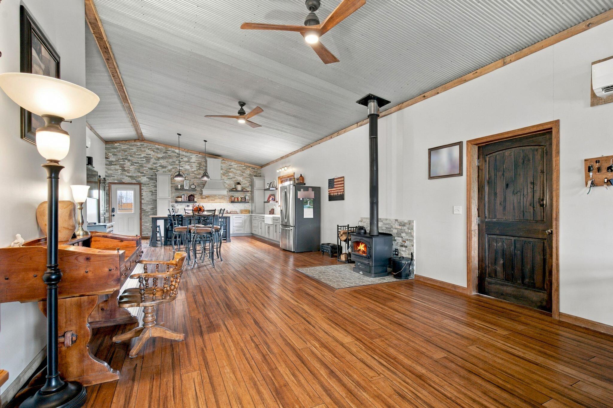 649 Joe Snedegar Road Property Photo 9