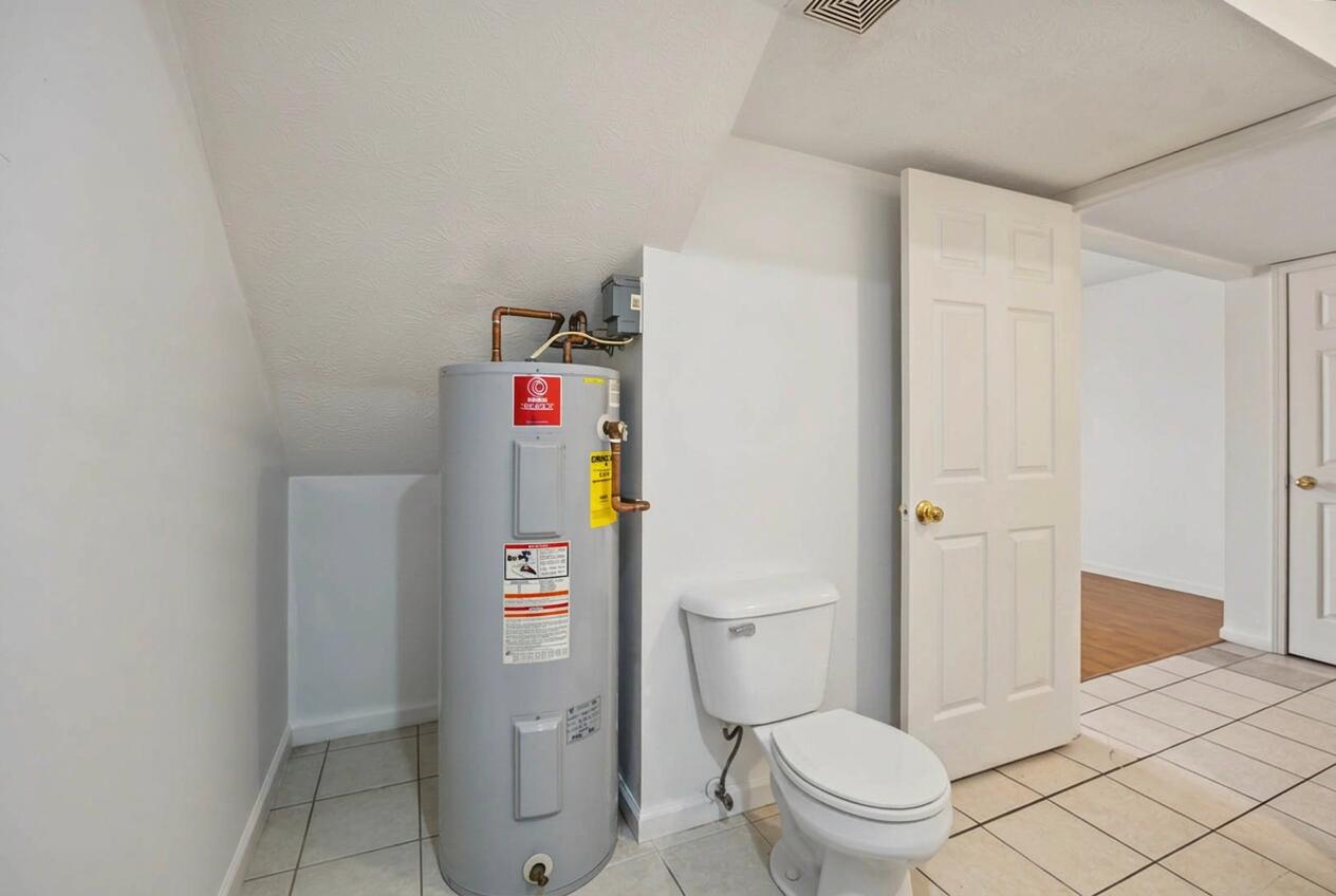 1048 Blackwell Court Property Photo 26