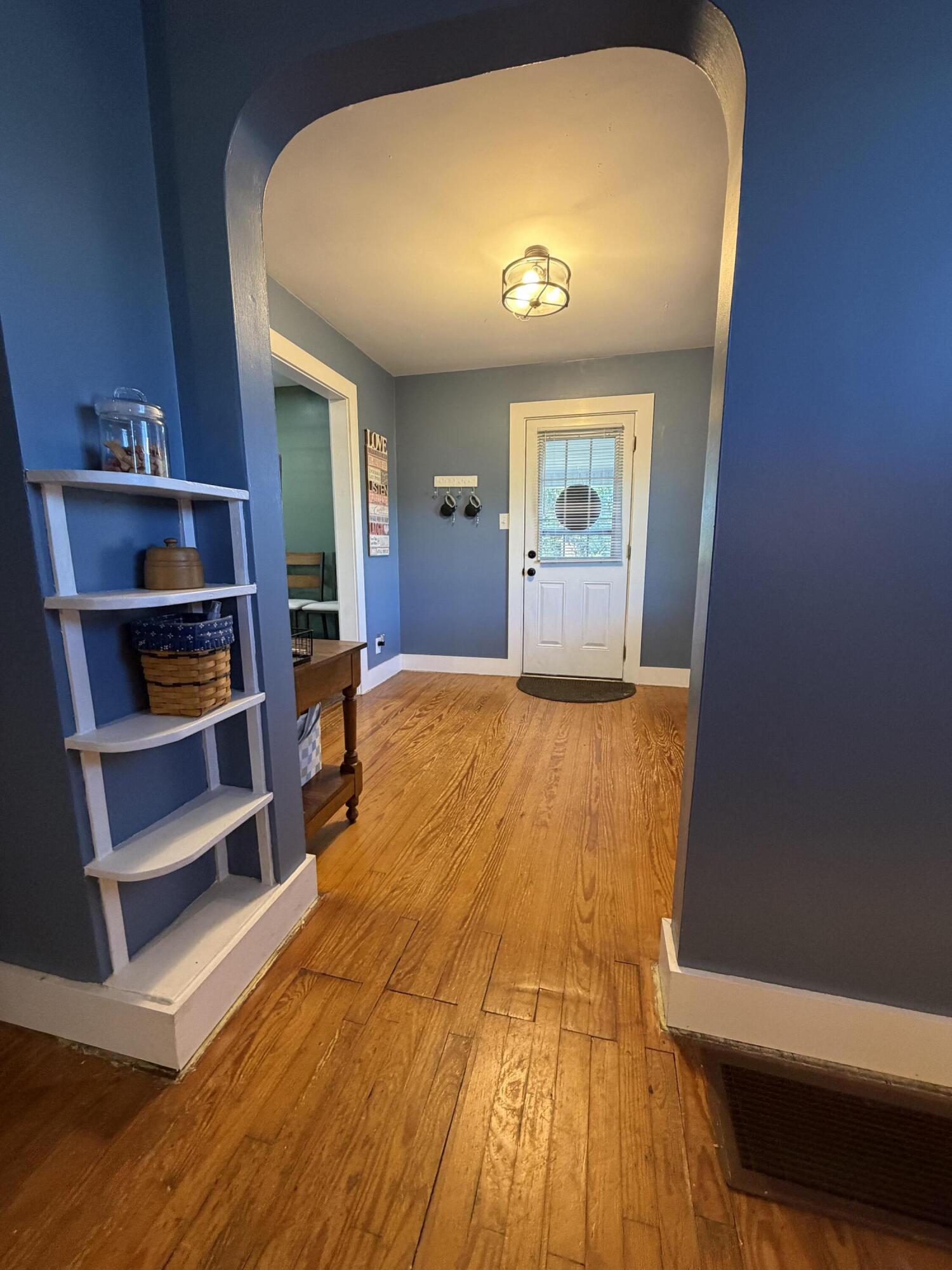 984 Lexington Road Property Photo 16