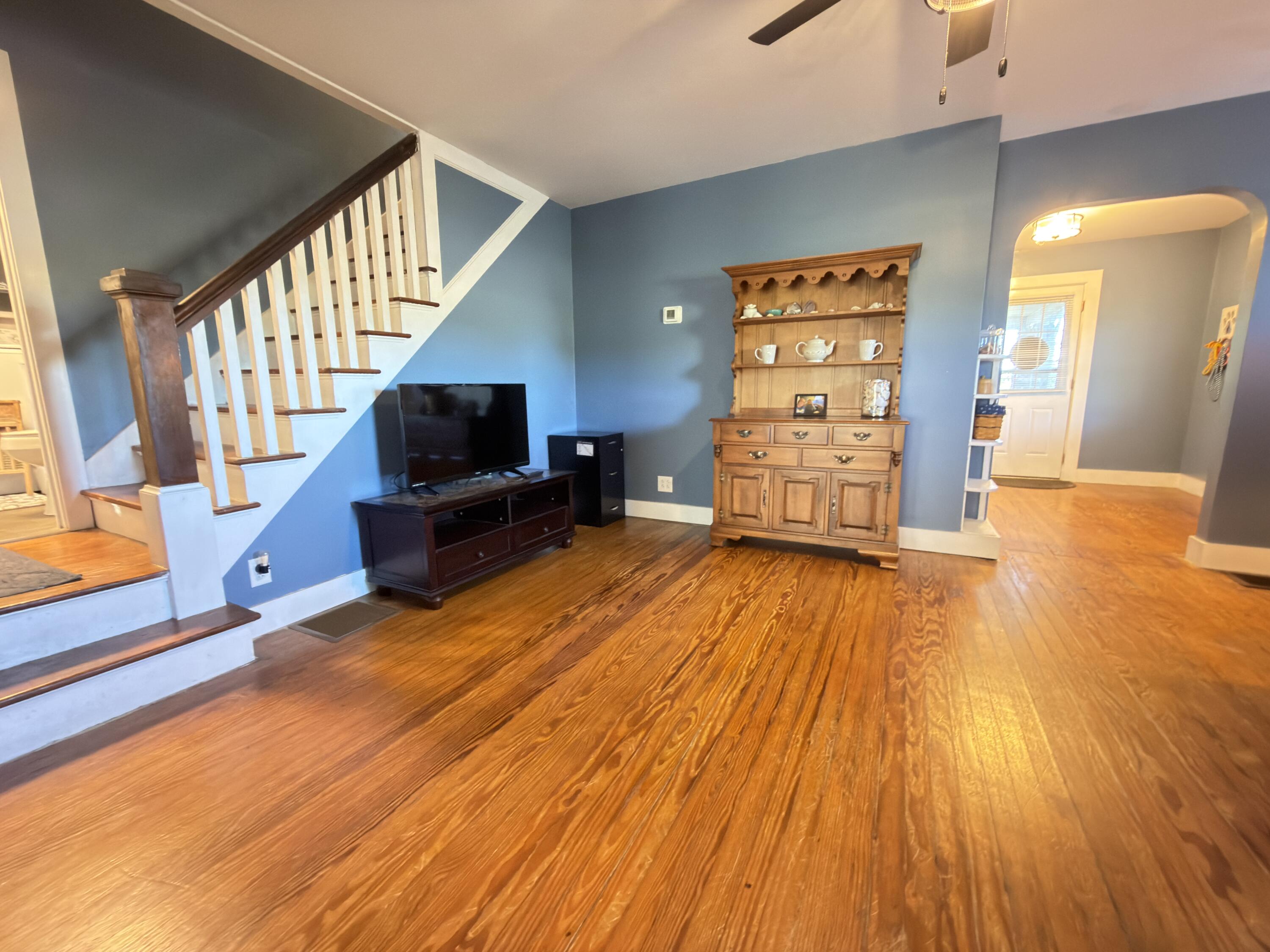 984 Lexington Road Property Photo 24