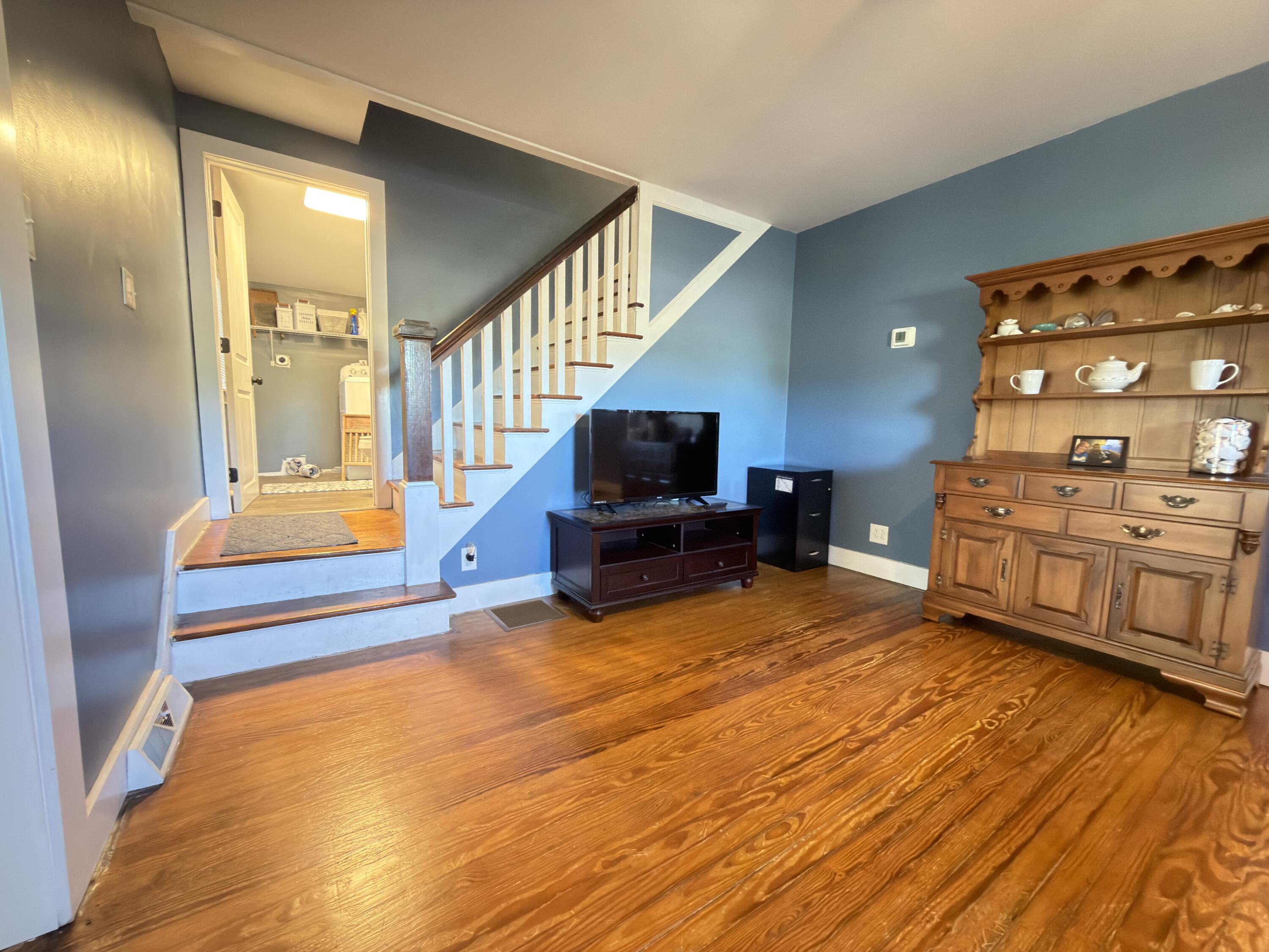 984 Lexington Road Property Photo 25