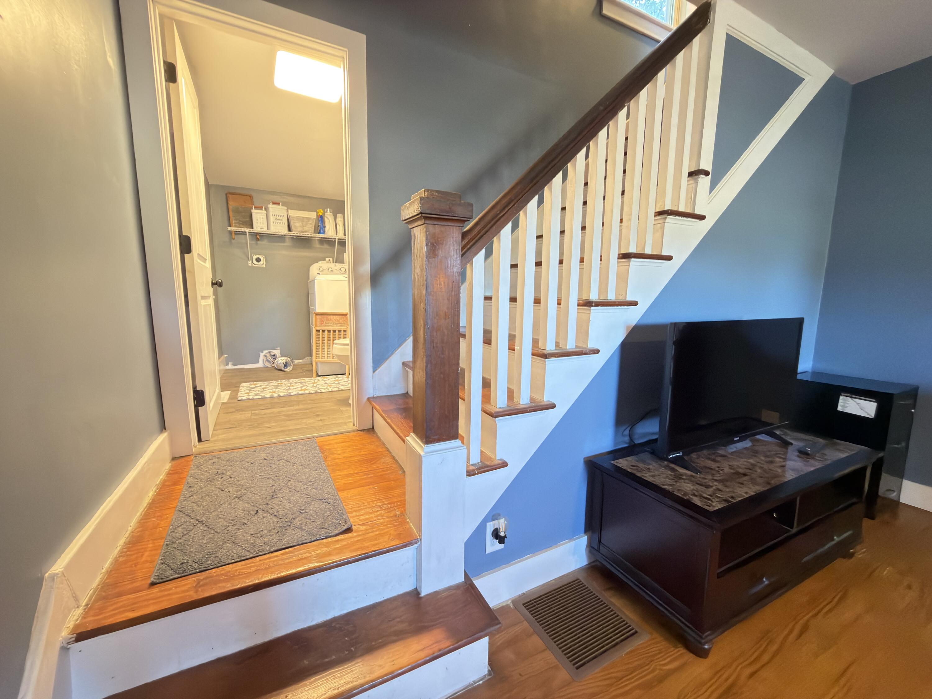 984 Lexington Road Property Photo 26